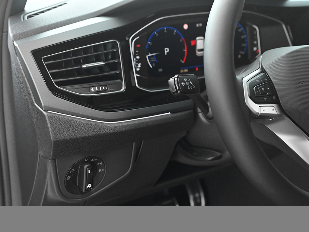 Volkswagen Polo R-LINE PANO SOUNDSYSTEM KEYLESS CAM LM17