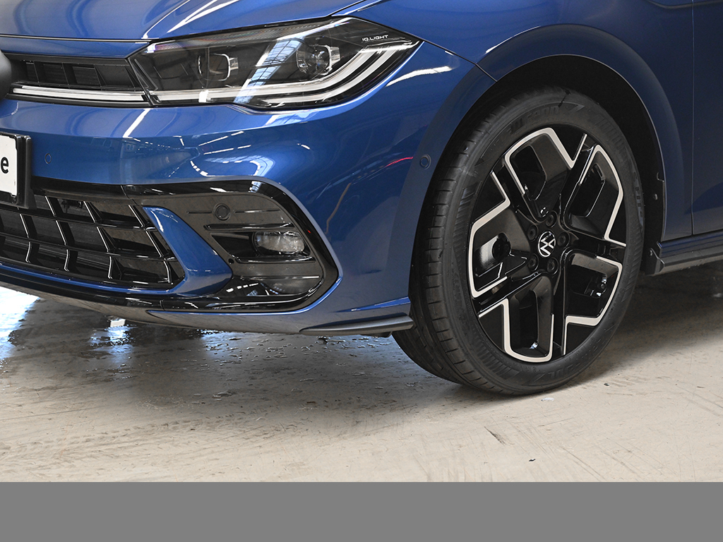 Volkswagen Polo R-LINE PANO SOUNDSYSTEM KEYLESS CAM LM17