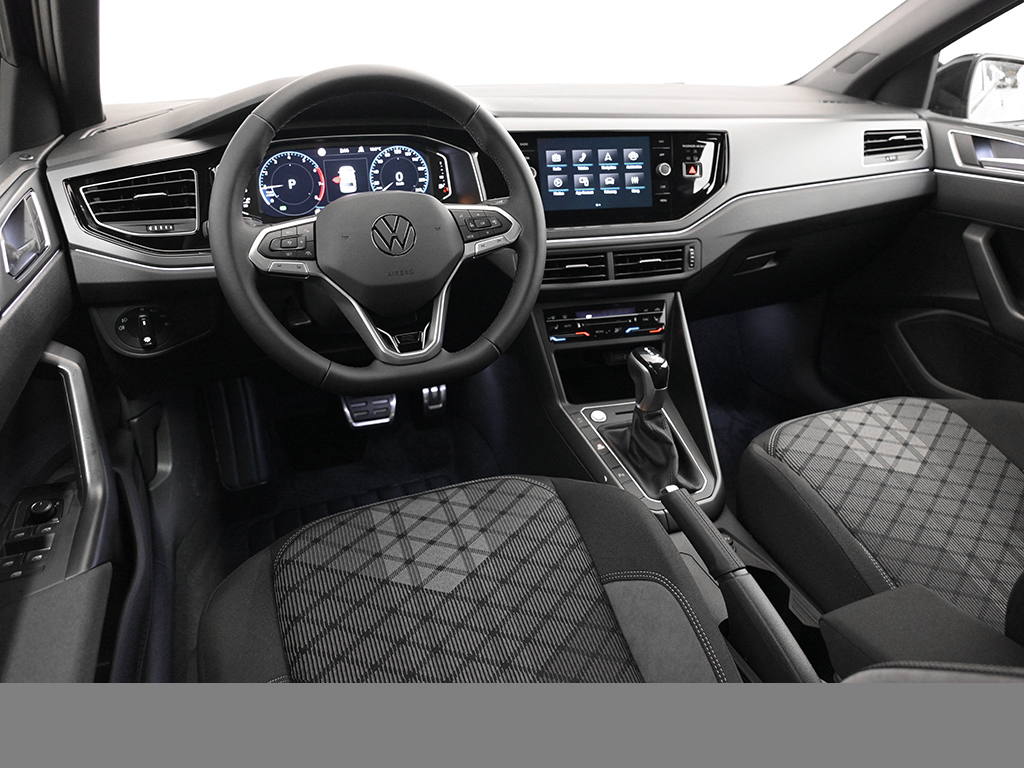 Volkswagen Polo R-LINE KEYLESS MATRIXLED CAM LM17