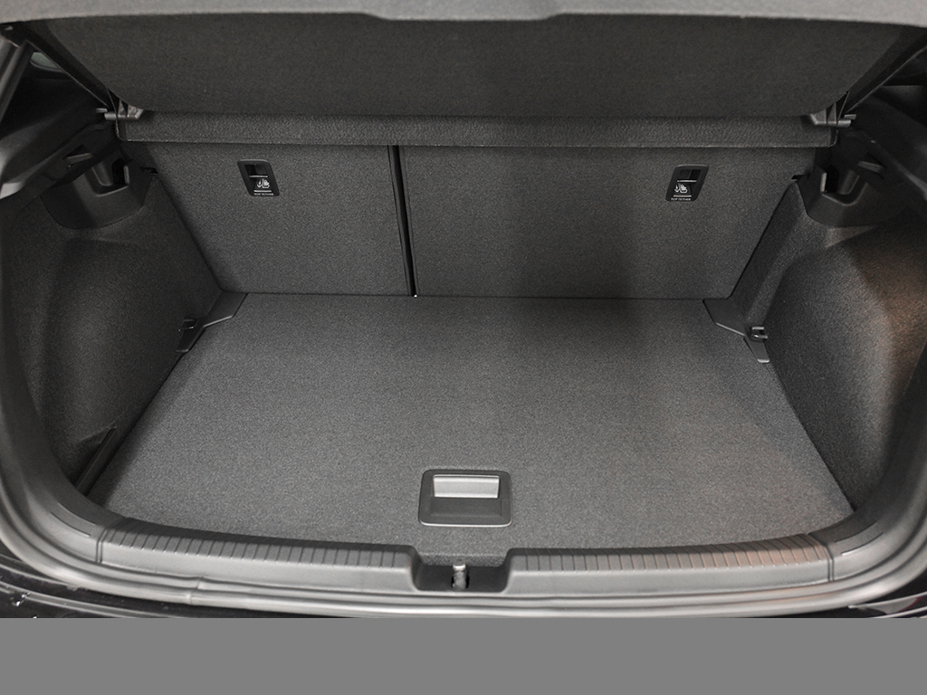 Volkswagen Polo R-LINE KEYLESS MATRIXLED CAM LM17