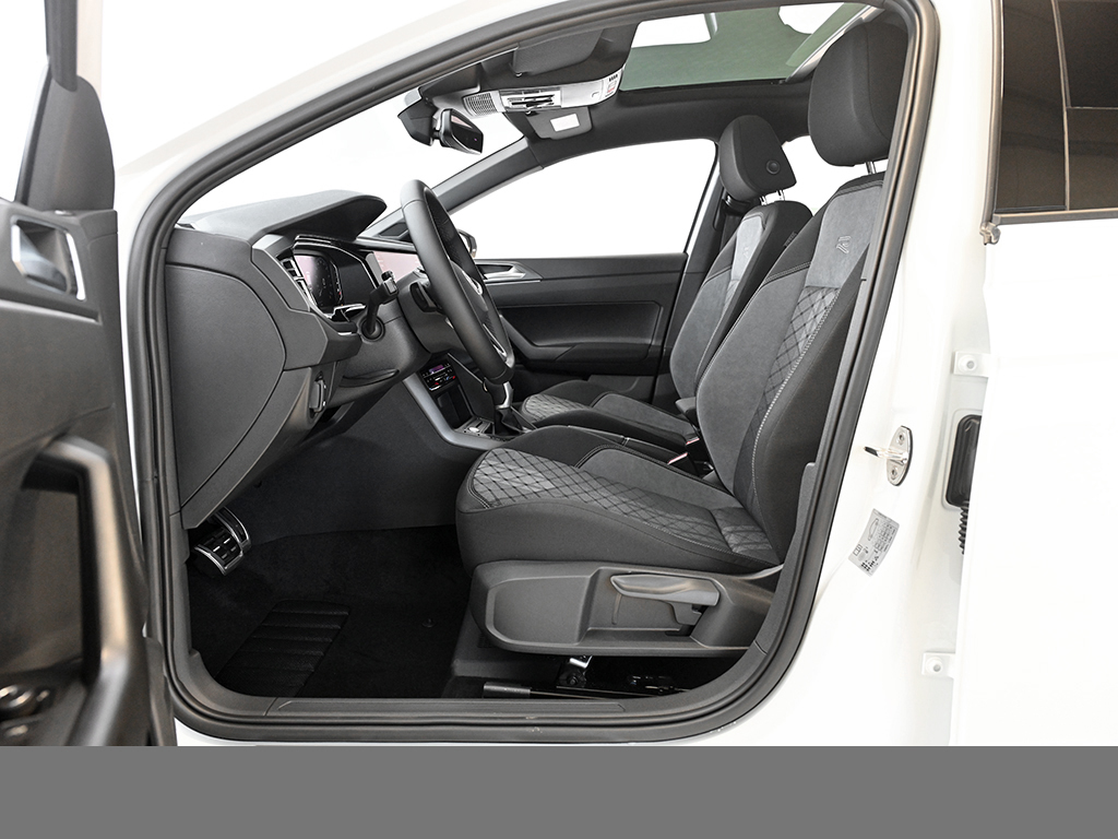Volkswagen Polo R-LINE PANO SOUNDSYSTEM KEYLESS CAM LM17
