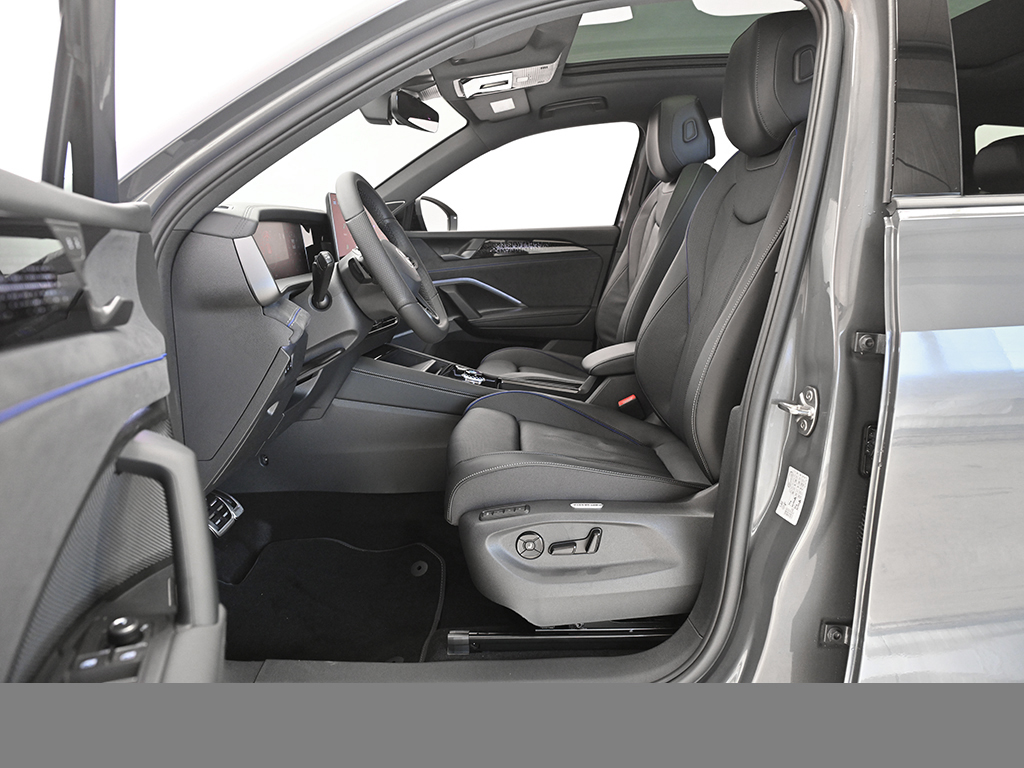 Volkswagen Tayron eHYBRID R-LINE DSG LEDER AHK 360CAM