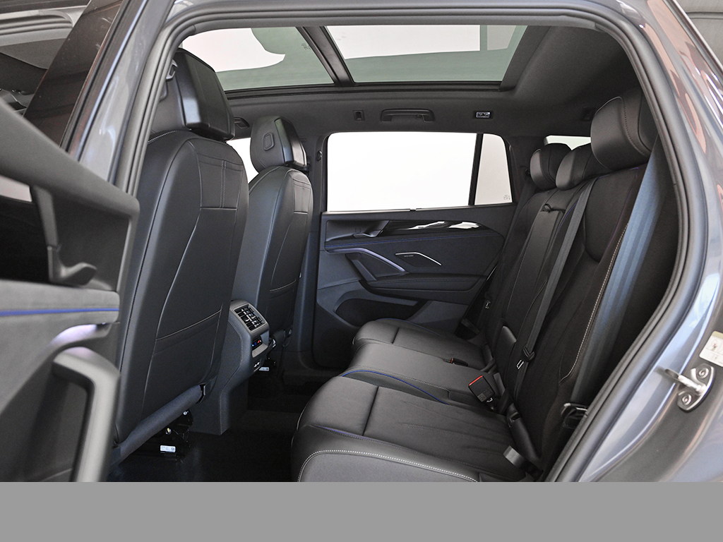 Volkswagen Tayron eHYBRID R-LINE DSG LEDER AHK 360CAM