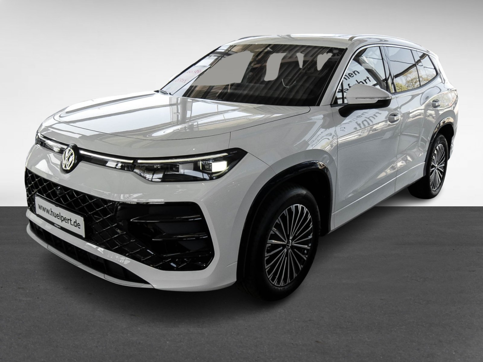 Volkswagen Tayron 2.0 TDI R-LINE DSG HARMANKARDON STANDHZG
