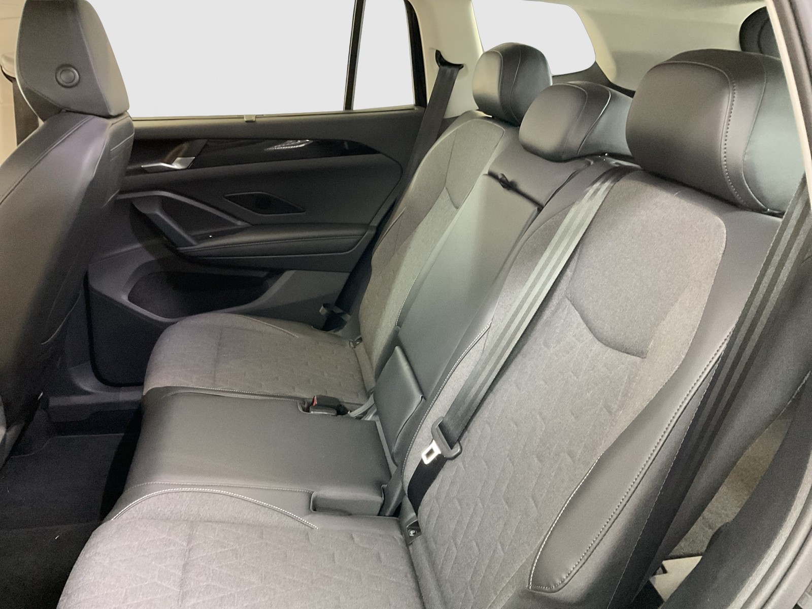 Volkswagen Tayron 2.0 LIFE 4X4 AHK KAMERA SITZHEIZUNG