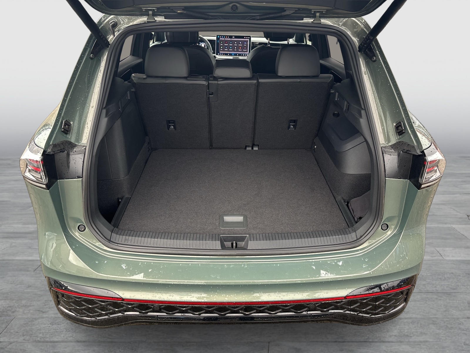 Volkswagen Tiguan 1.5 HYBRID R-LINE NAVI AHK LEDER KAMERA