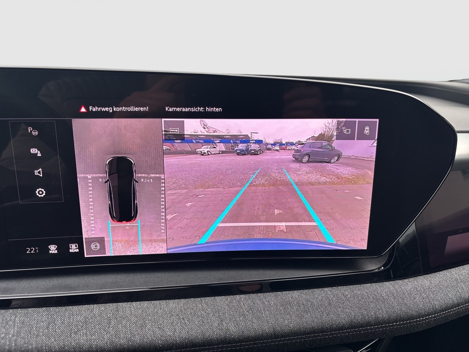 Audi Q6 e-tron quattro S LINE BLACKPAK B&O PANO LM20