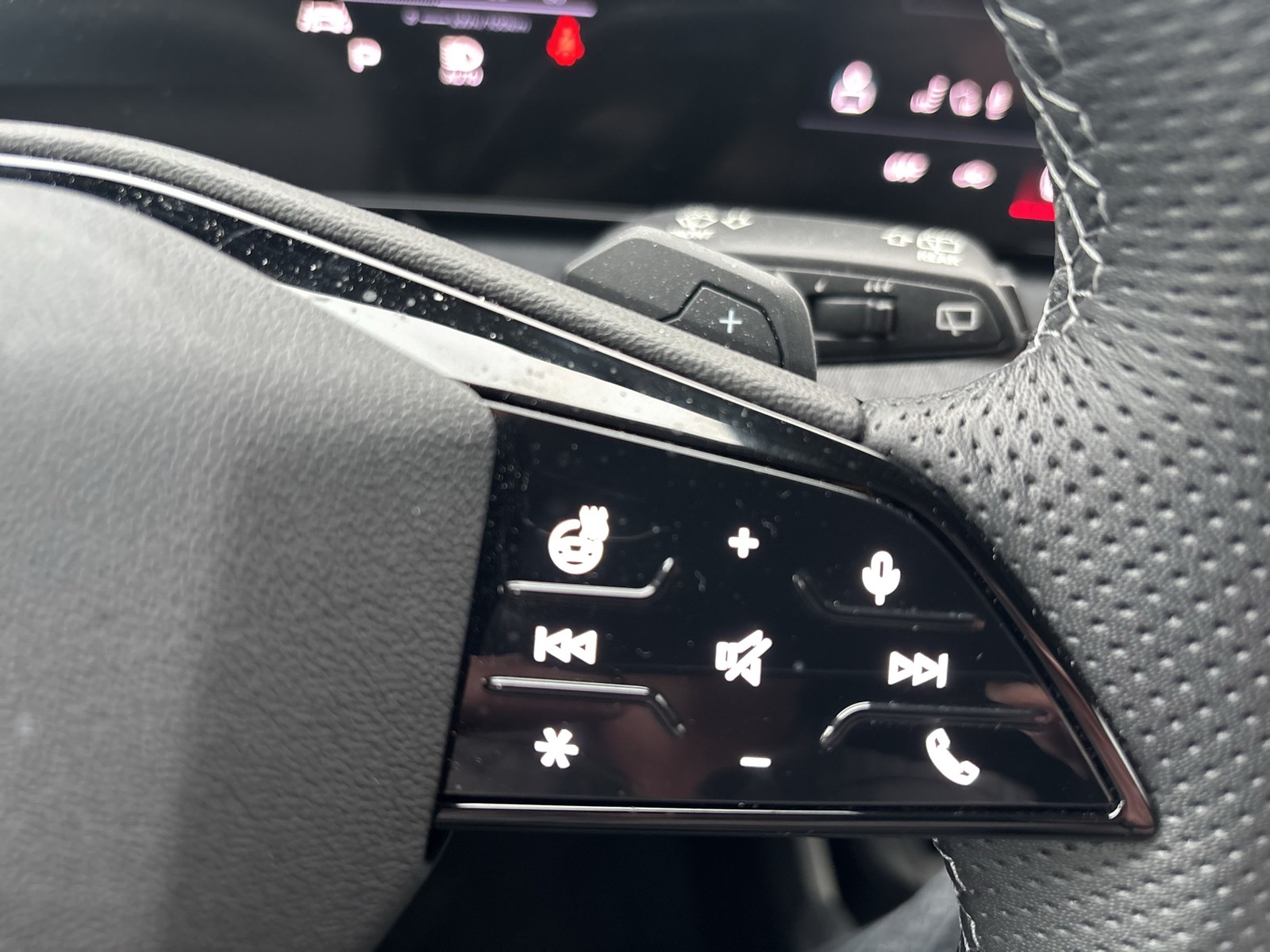 Audi Q6 e-tron quattro S LINE BLACKPAK B&O PANO LM20