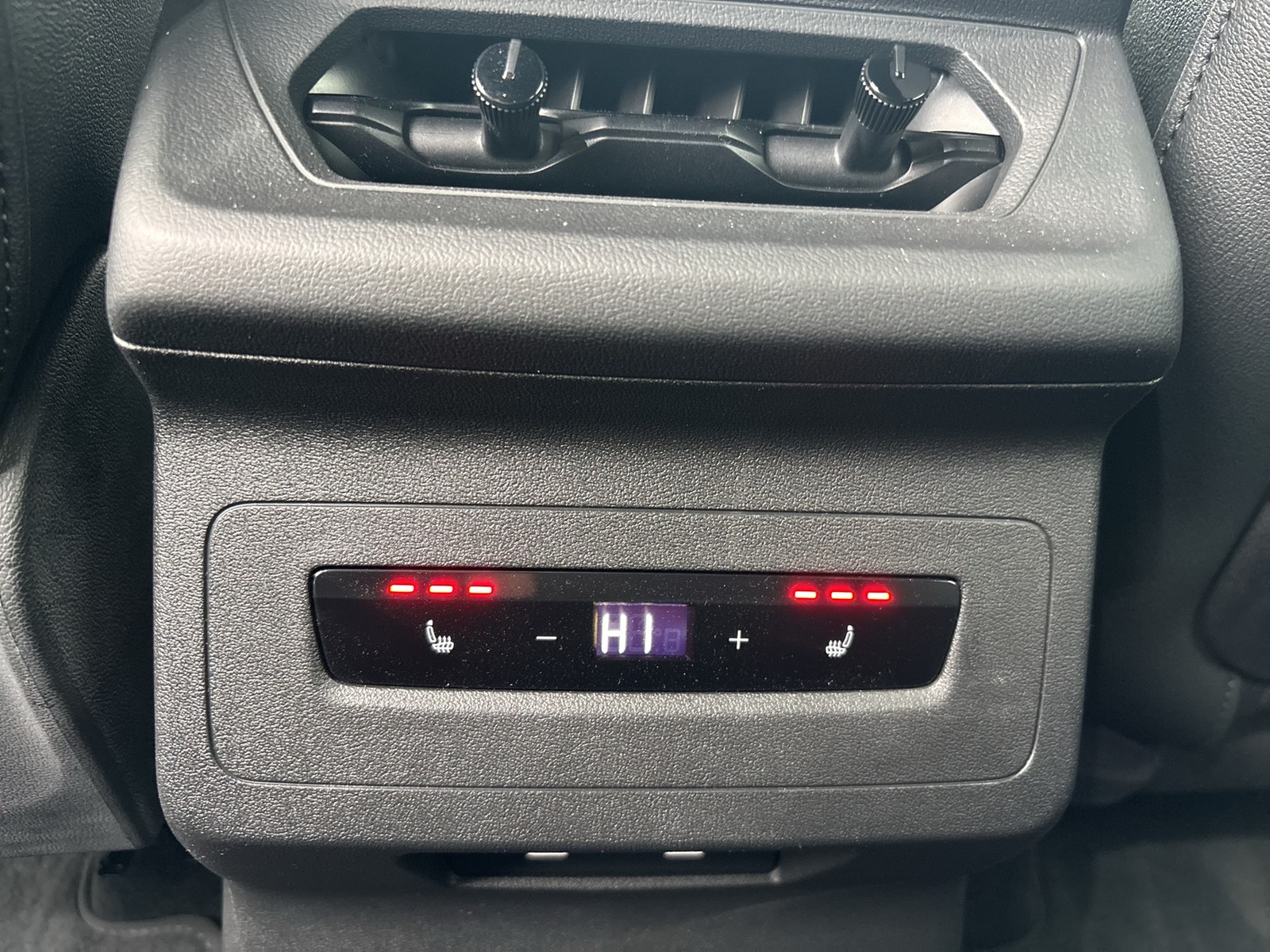 Audi Q6 e-tron quattro S LINE BLACKPAK PANO CARBON