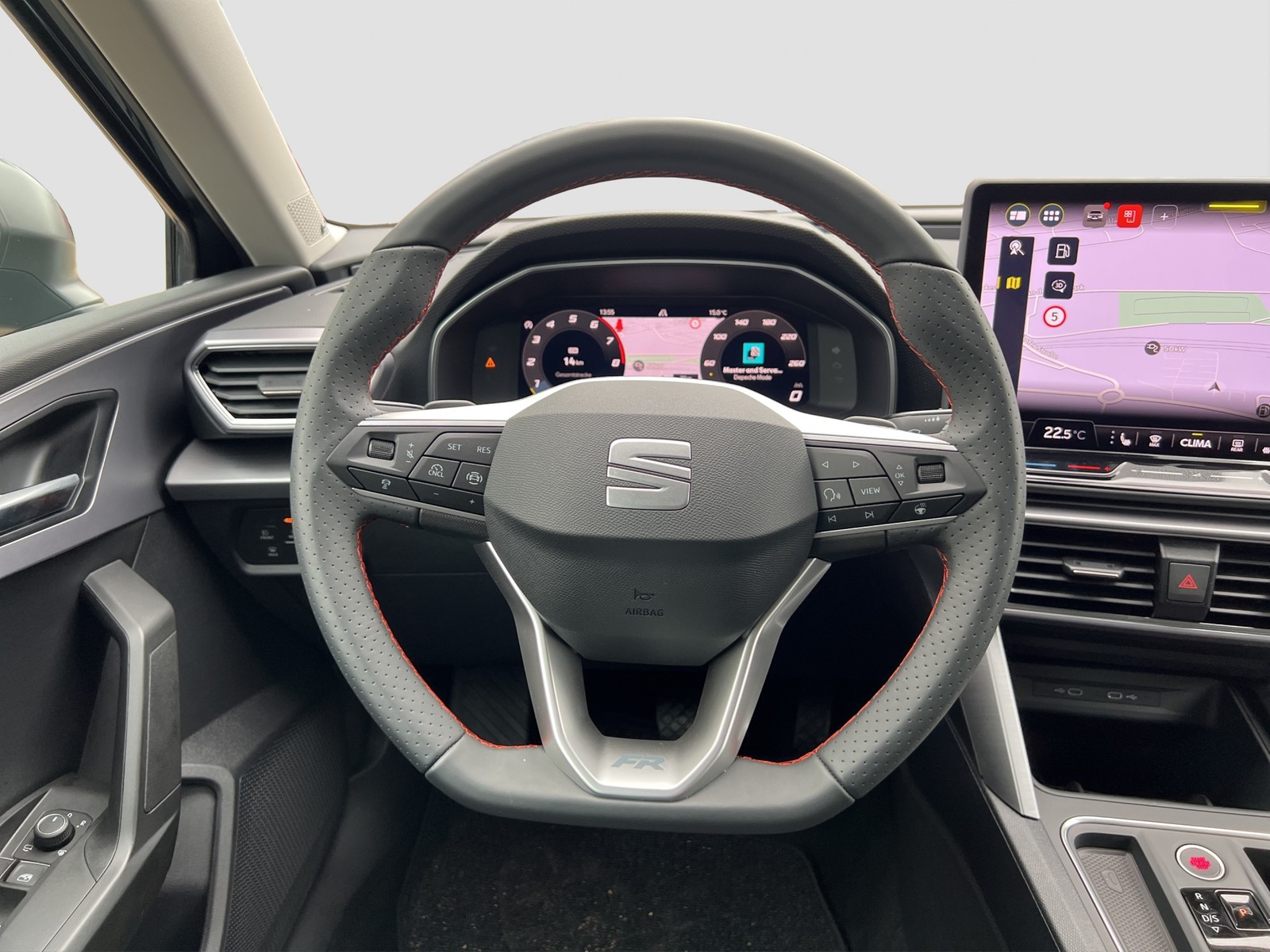 Seat Leon ST 1.5 eTSI FR BEATS CAM ACC NAVI LM17