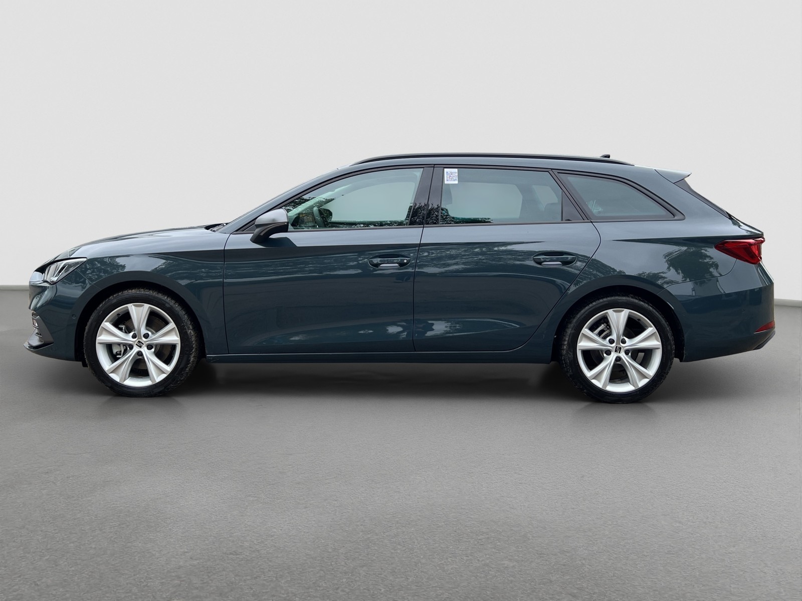 Seat Leon ST 1.5 eTSI FR BEATS CAM ACC NAVI LM17