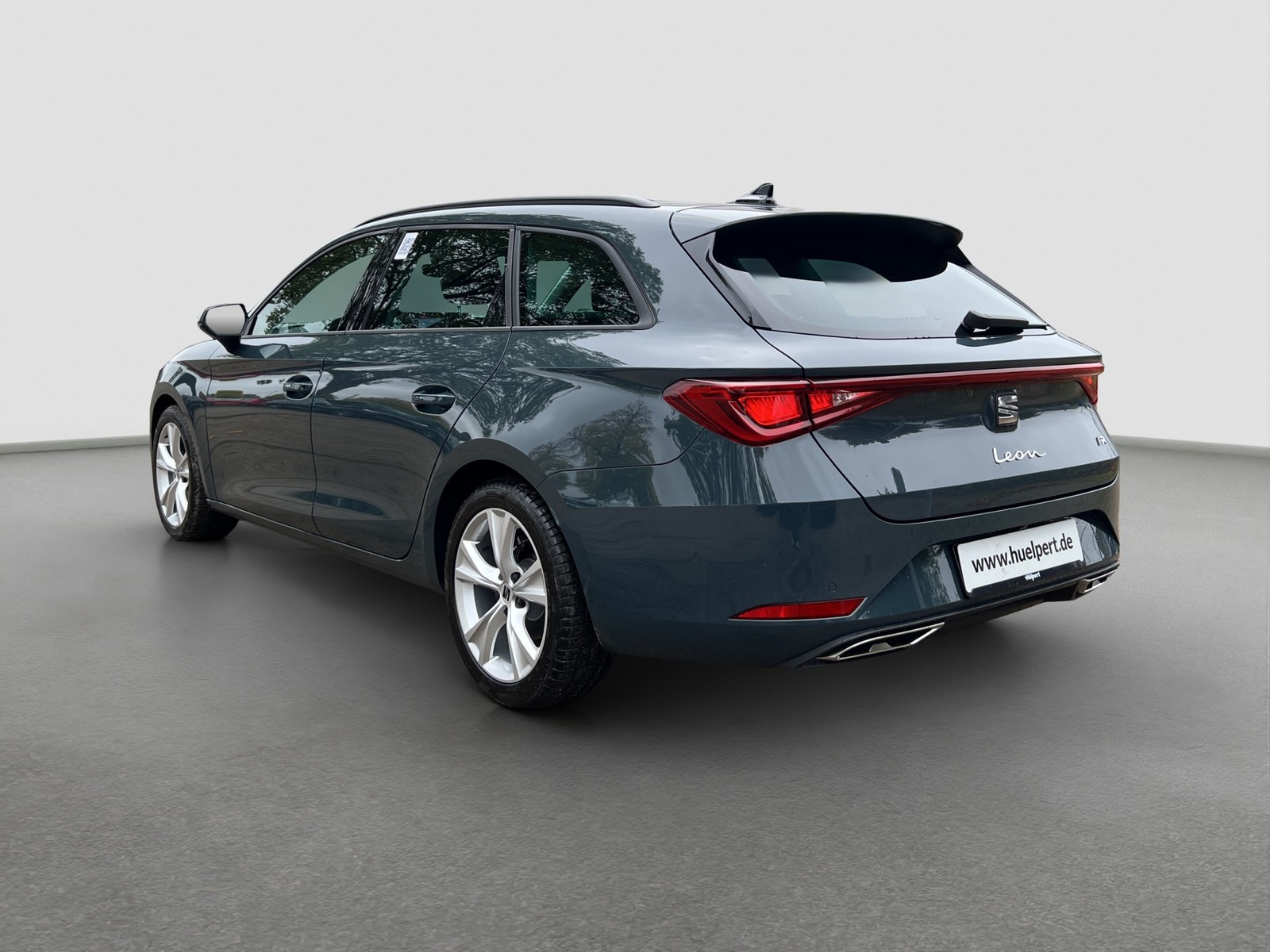 Seat Leon ST 1.5 eTSI FR BEATS CAM ACC NAVI LM17