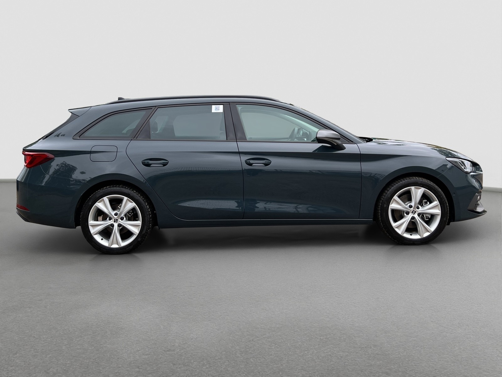 Seat Leon ST 1.5 eTSI FR BEATS CAM ACC NAVI LM17