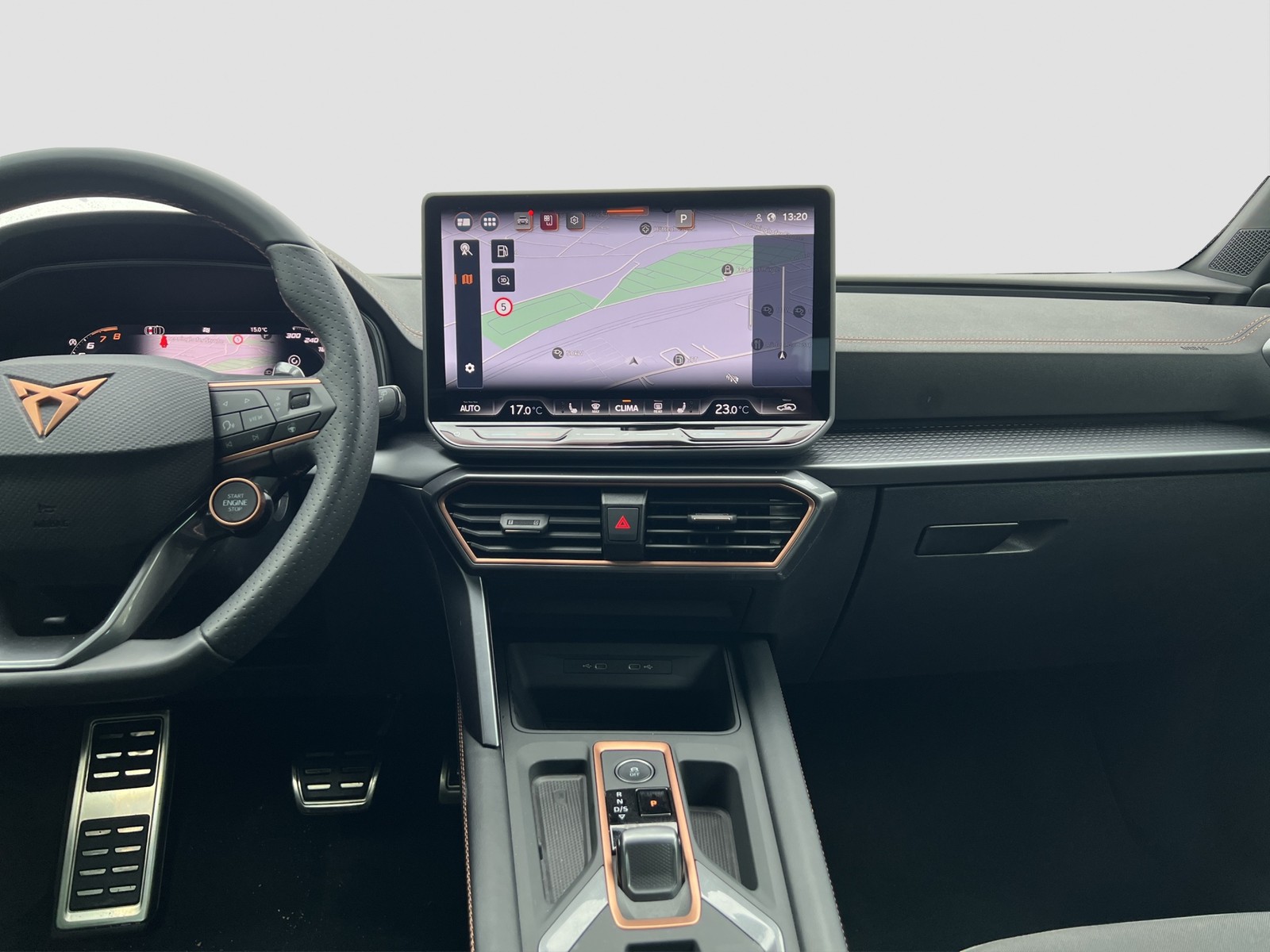 Cupra Formentor 1.5 eTSI NEUES MODELL 360°CAM ACC LM18