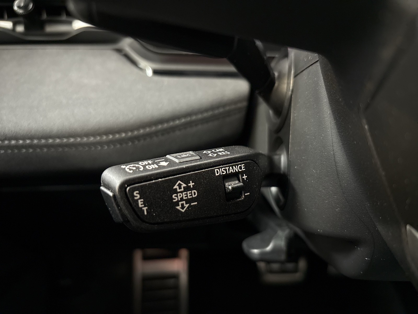 Audi A6 e-tron Avant S LINE AHK 360°CAM ACC LM20