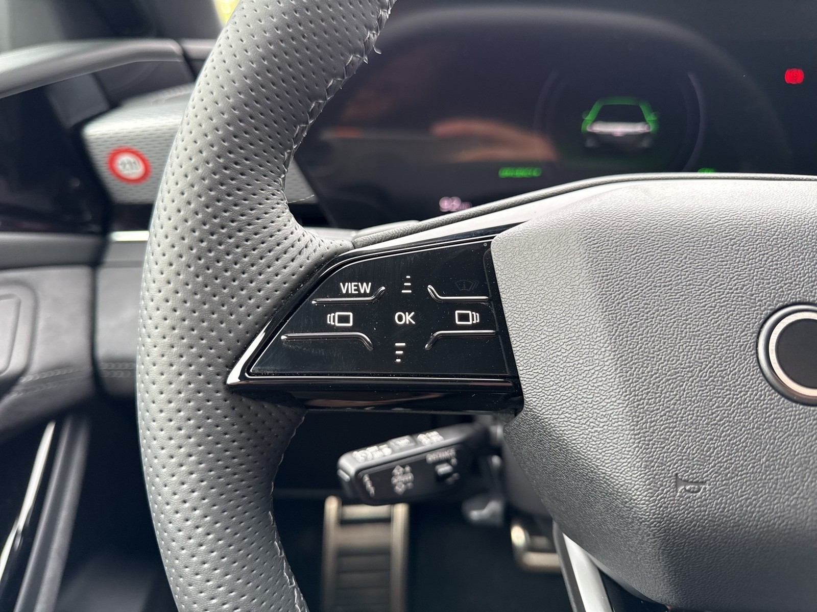 Audi A6 e-tron Avant S LINE AHK 360°CAM ACC LM20