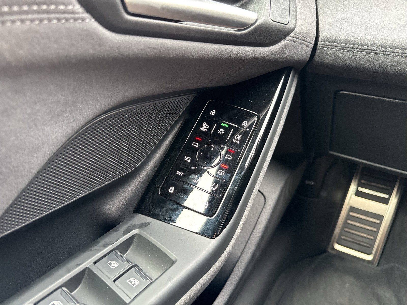 Audi A6 e-tron Avant S LINE AHK 360°CAM ACC LM20