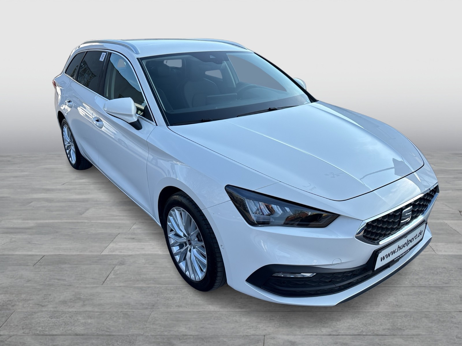 Seat Leon ST 1.4 HYBRID XCELLENCE NAVI LM17 SITZHEIZ.