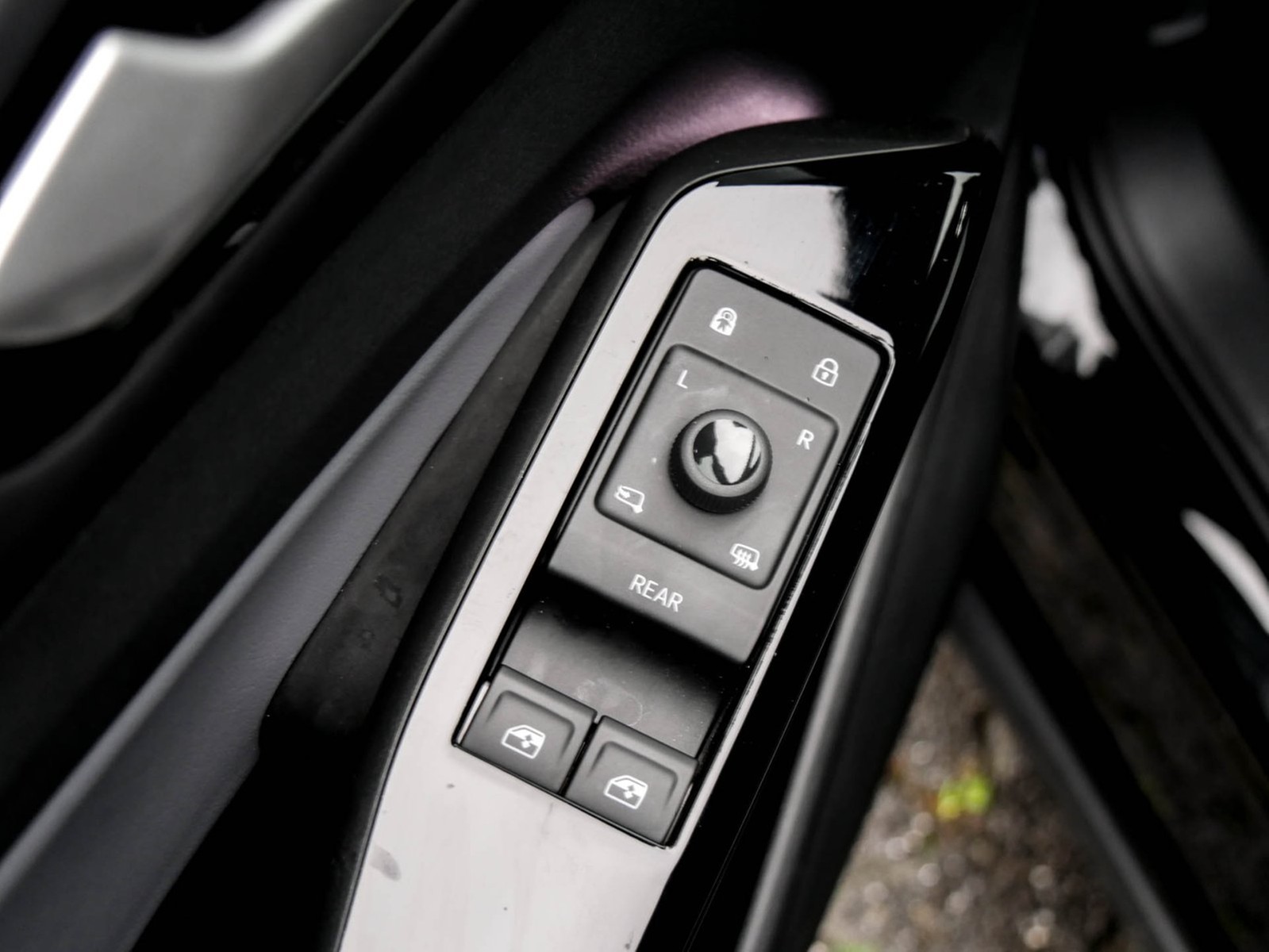 Volkswagen ID.5 PRO WÄRMEPUMPE ACC LM19 NAVI CARPLAY SITZHZ