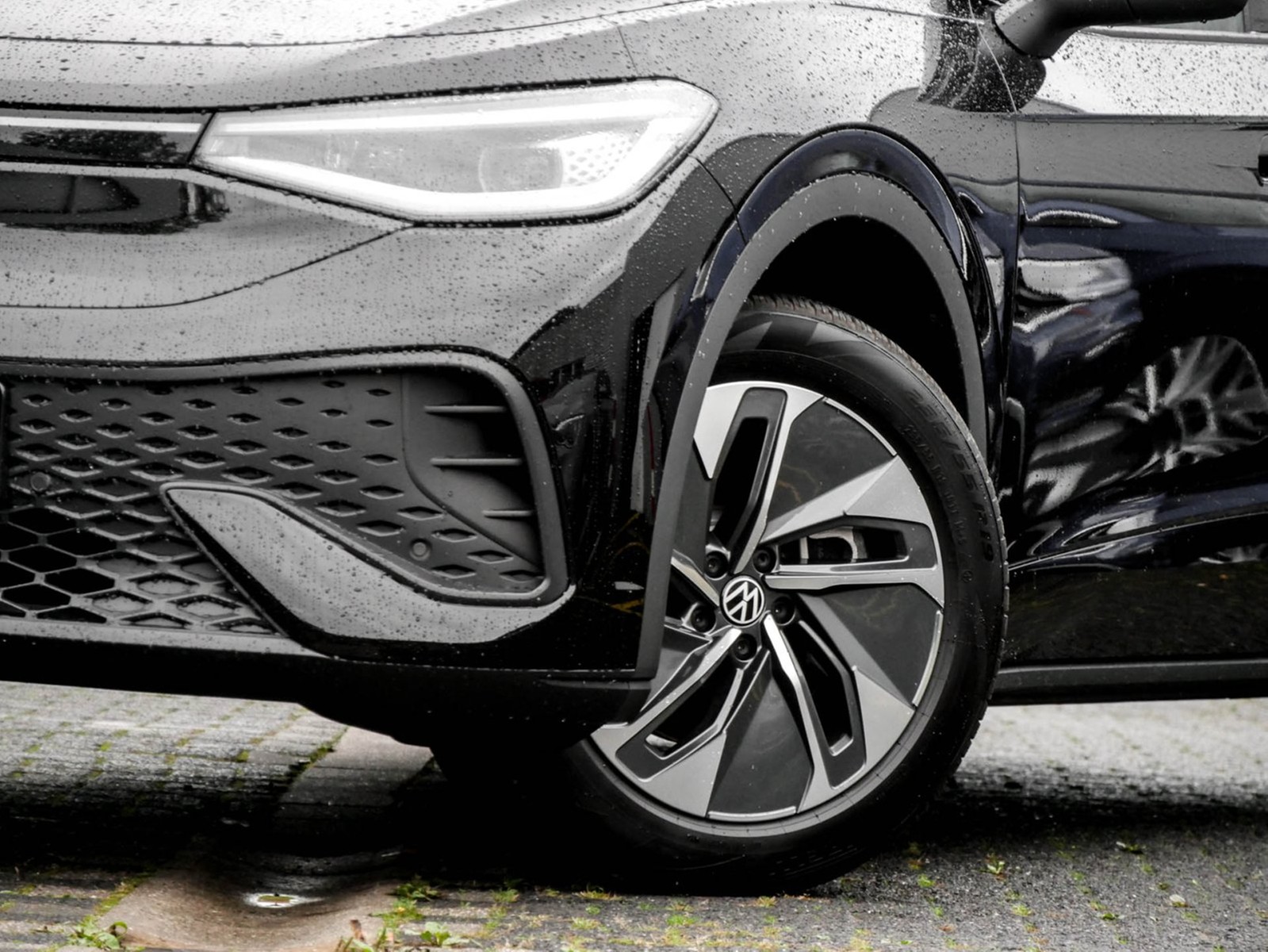 Volkswagen ID.5 PRO WÄRMEPUMPE ACC LM19 NAVI CARPLAY SITZHZ