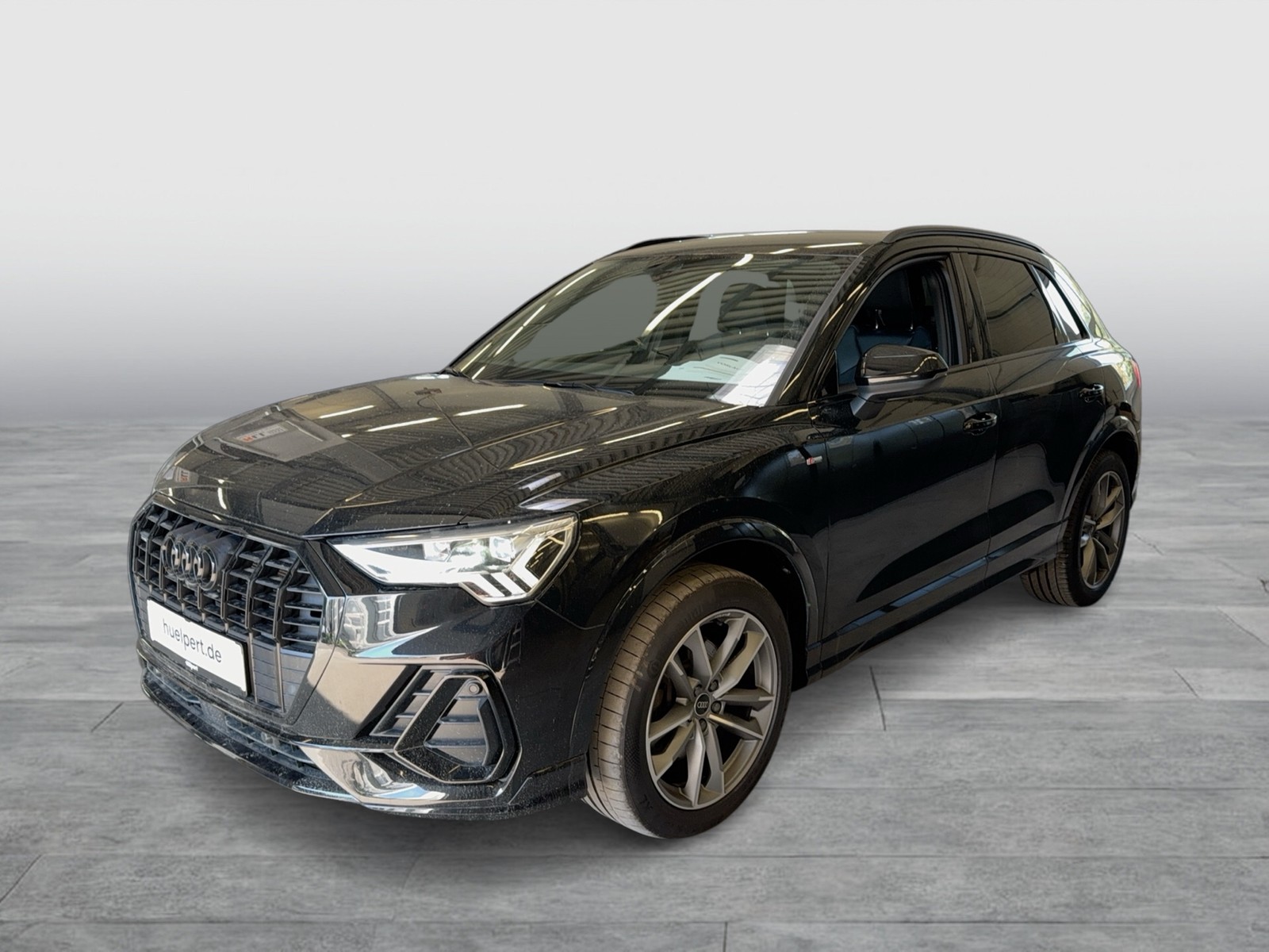 Audi Q3 40 quattro S LINE SONOS AHK 360°CAM ACC LM19