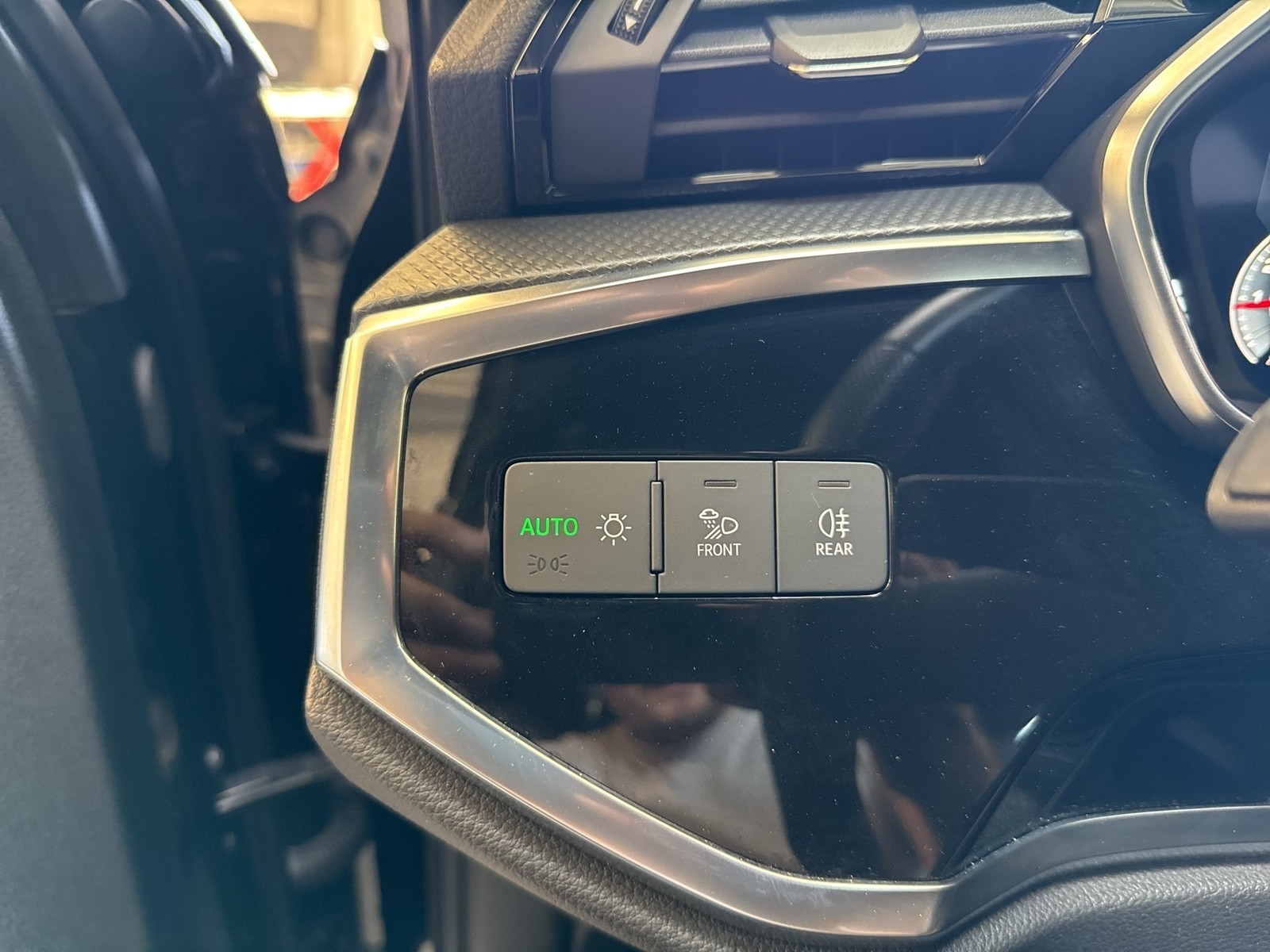 Audi Q3 40 quattro S LINE SONOS AHK 360°CAM ACC LM19