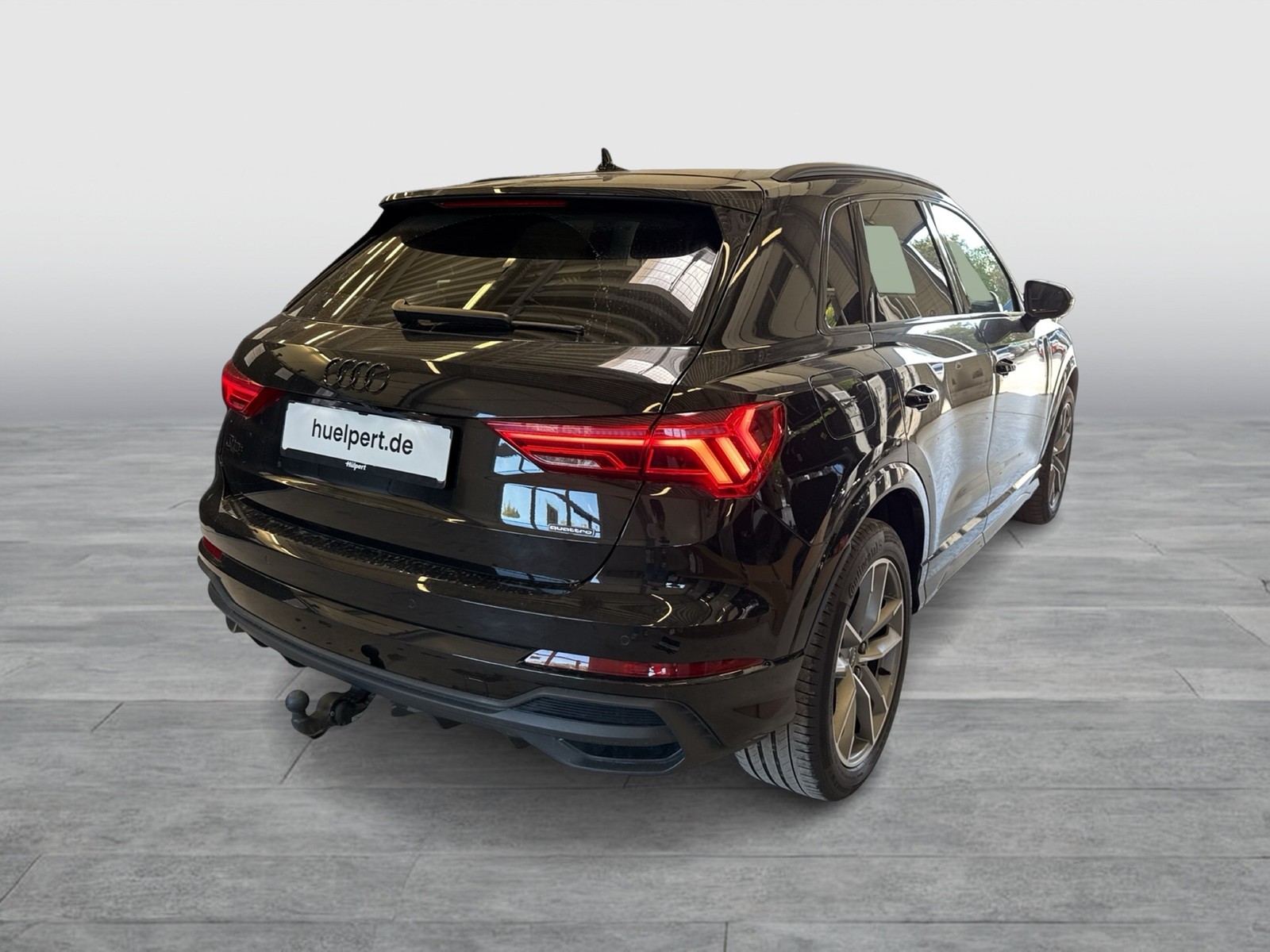 Audi Q3 40 quattro S LINE SONOS AHK 360°CAM ACC LM19