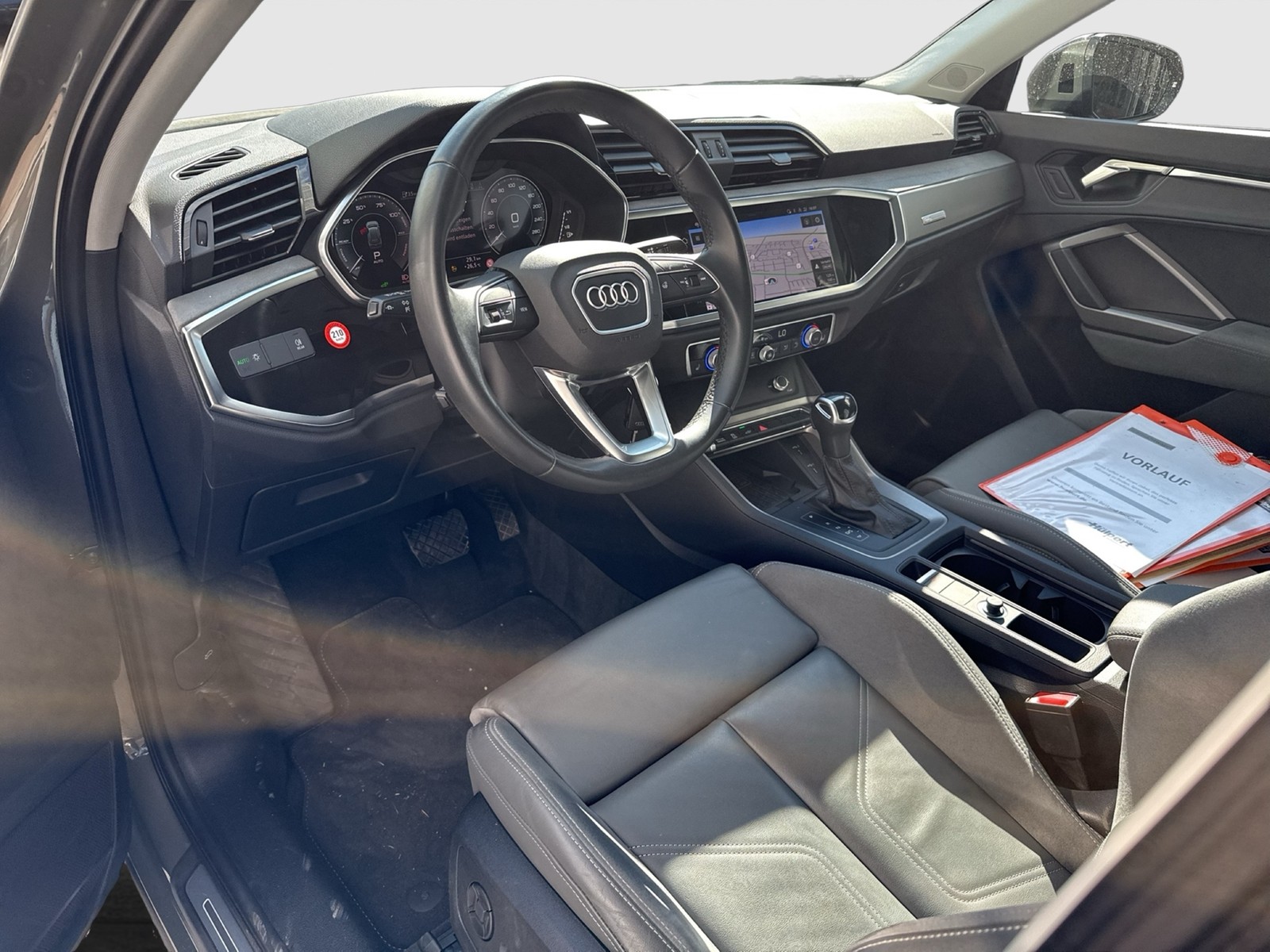 Audi Q3 45 HYBRID AHK ACC LM18 E-KLAPPE NAVI+ CARPLAY
