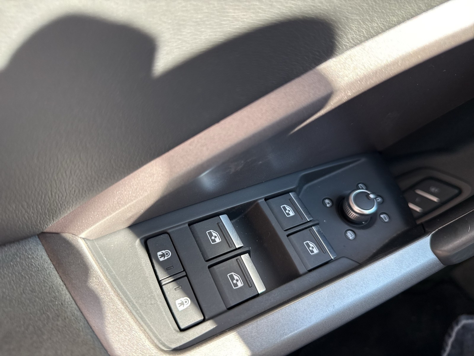 Audi Q3 45 HYBRID AHK ACC LM18 E-KLAPPE NAVI+ CARPLAY