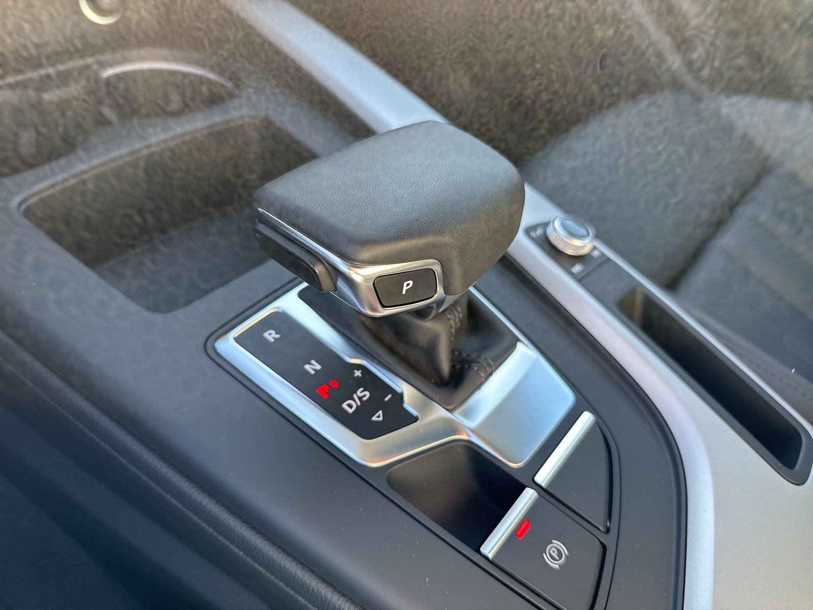 Audi A4 Avant 45 quattro S LINE BLACKPAK PANO CAM ACC