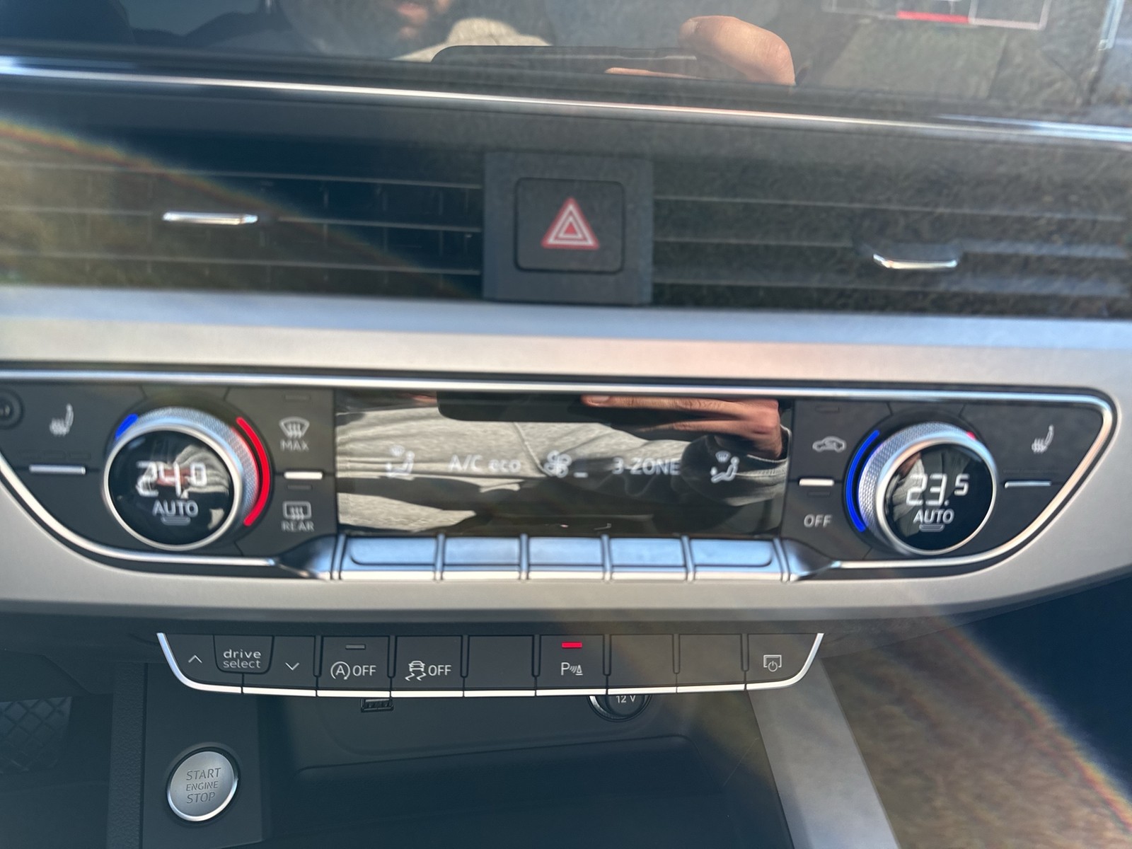 Audi A4 Avant 45 quattro S LINE BLACKPAK PANO CAM ACC