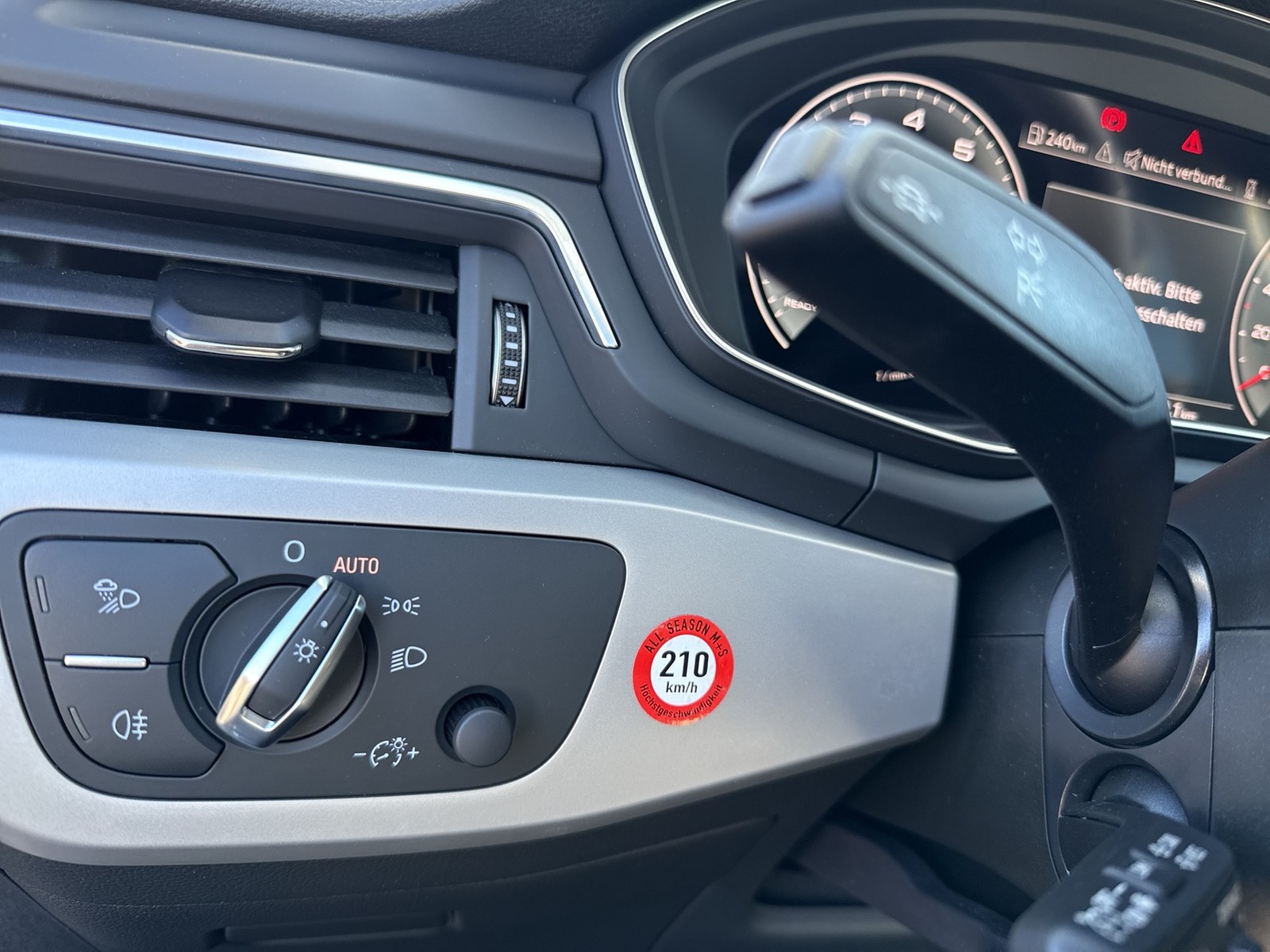 Audi A4 Avant 45 quattro S LINE BLACKPAK PANO CAM ACC