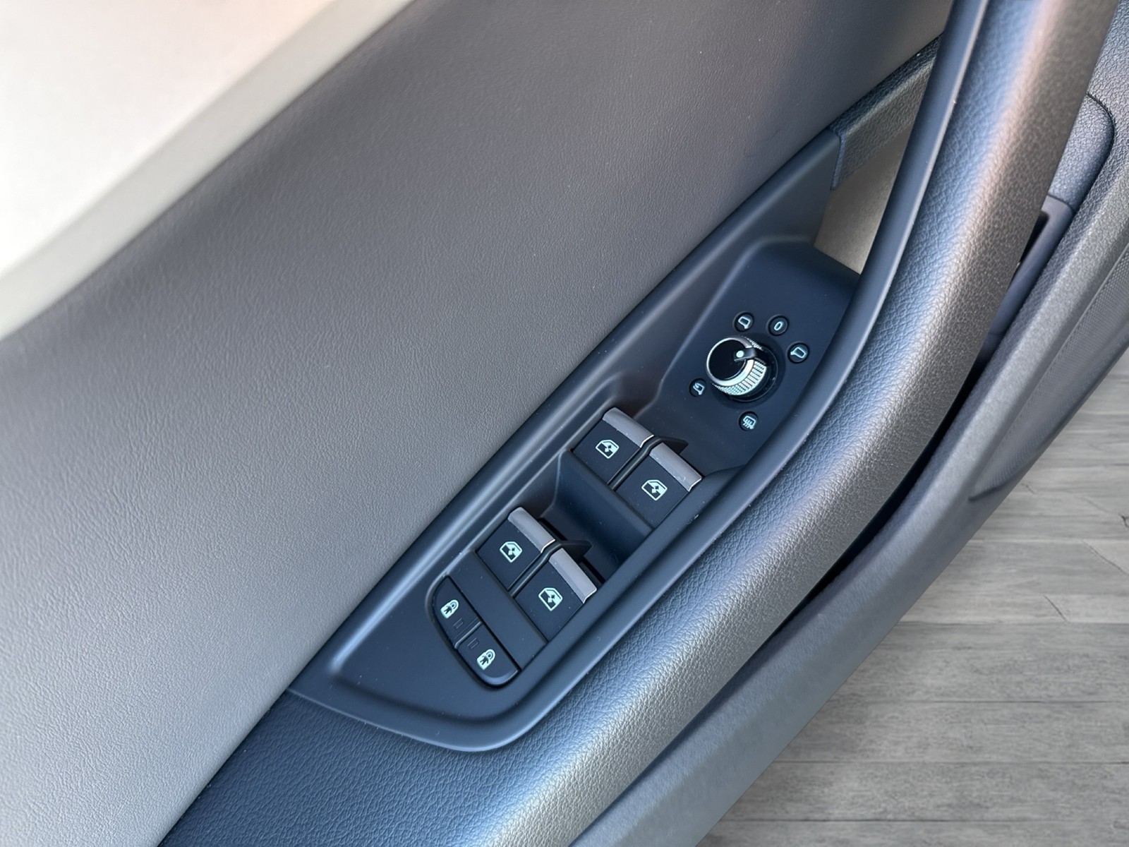 Audi A4 Avant 45 quattro S LINE BLACKPAK PANO CAM ACC