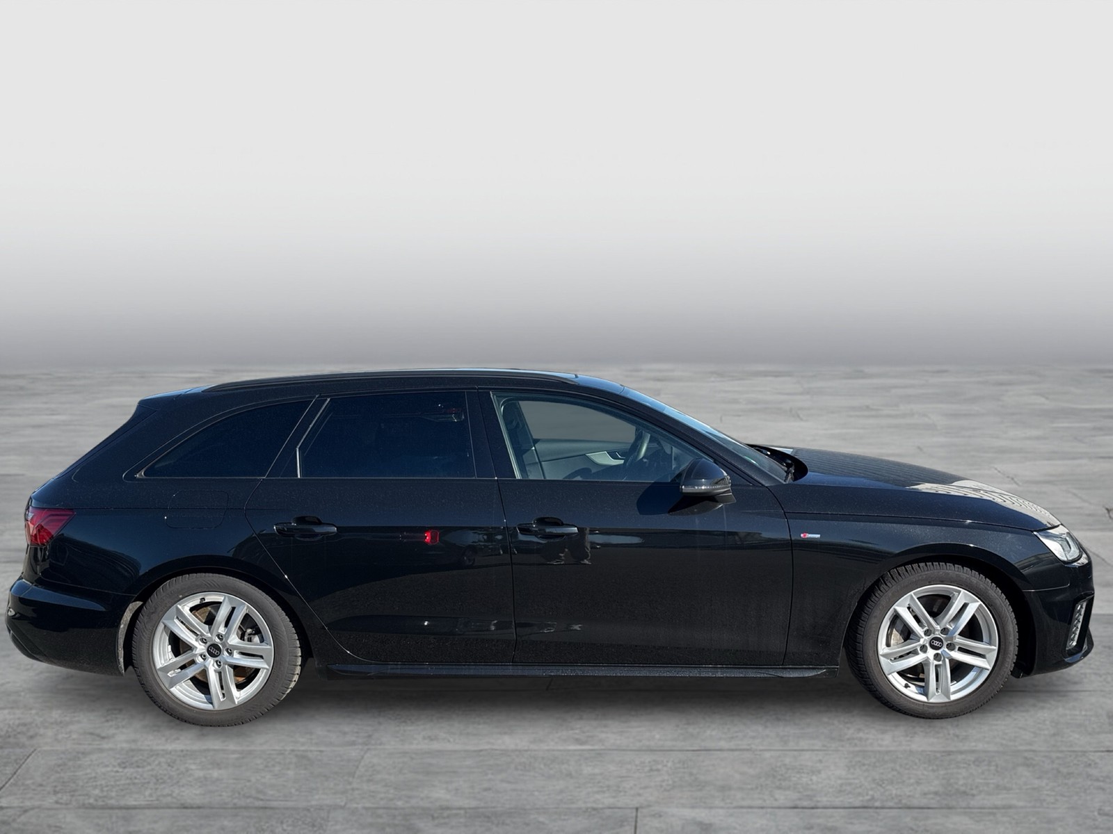 Audi A4 Avant 45 quattro S LINE BLACKPAK PANO CAM ACC