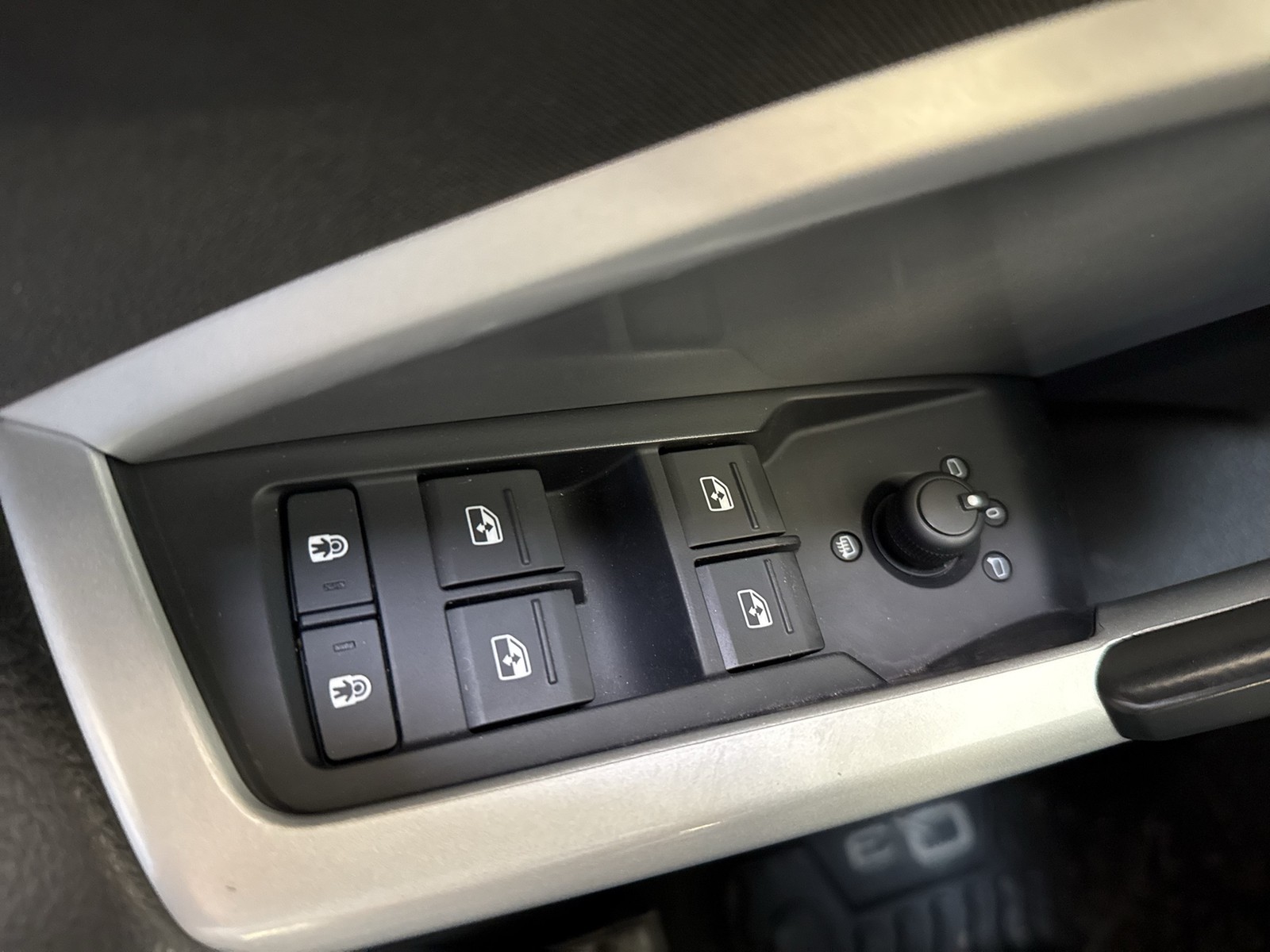Audi Q3 40 quattro STANDHZ. AHK CAM CARPLAY LM17