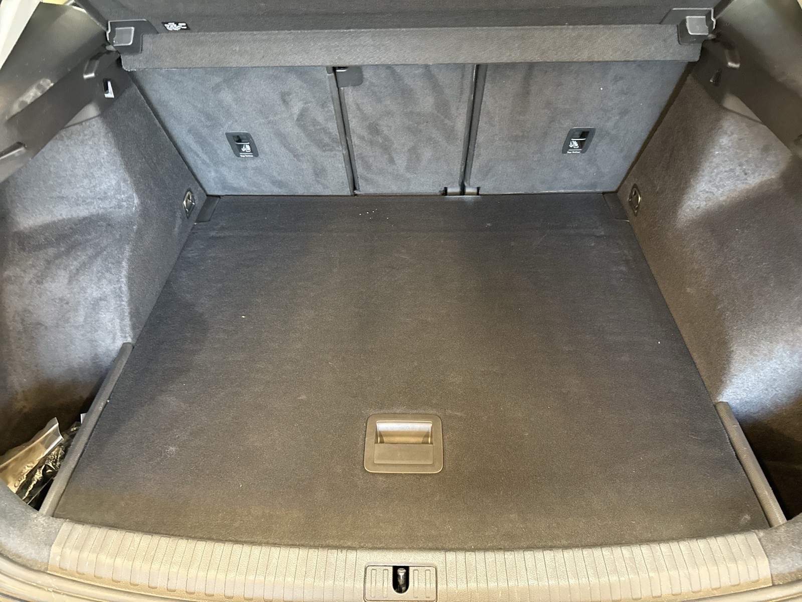 Audi Q3 40 quattro STANDHZ. AHK CAM CARPLAY LM17