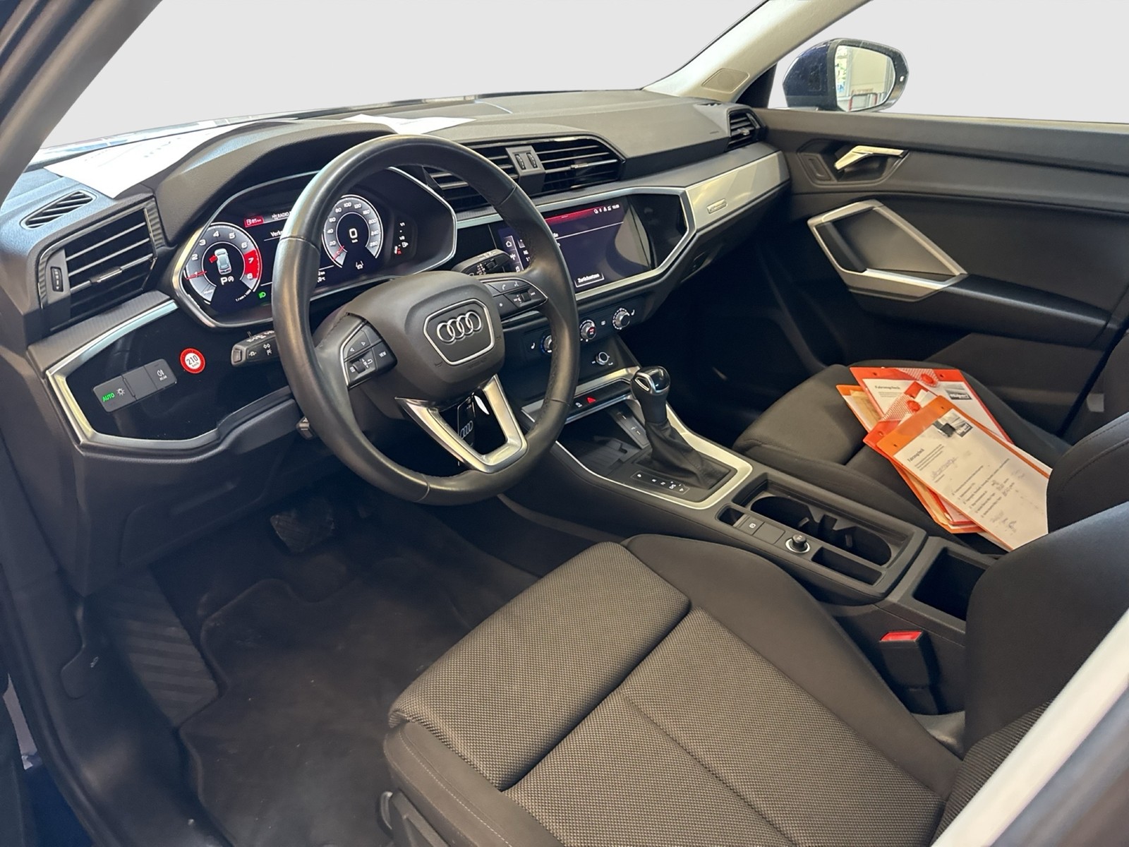Audi Q3 35 ACC NAVI+ LM17 SITZHEIZUNG