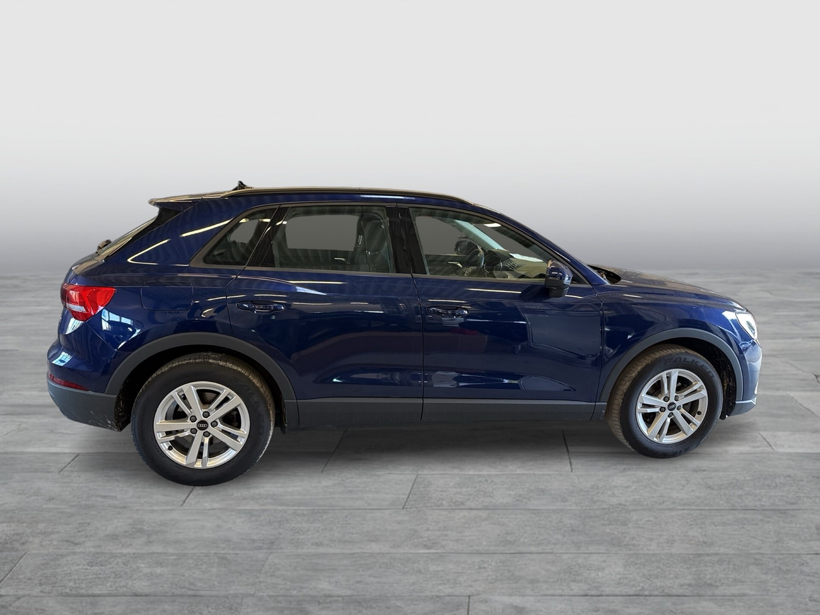 Audi Q3 35 ACC NAVI+ LM17 SITZHEIZUNG