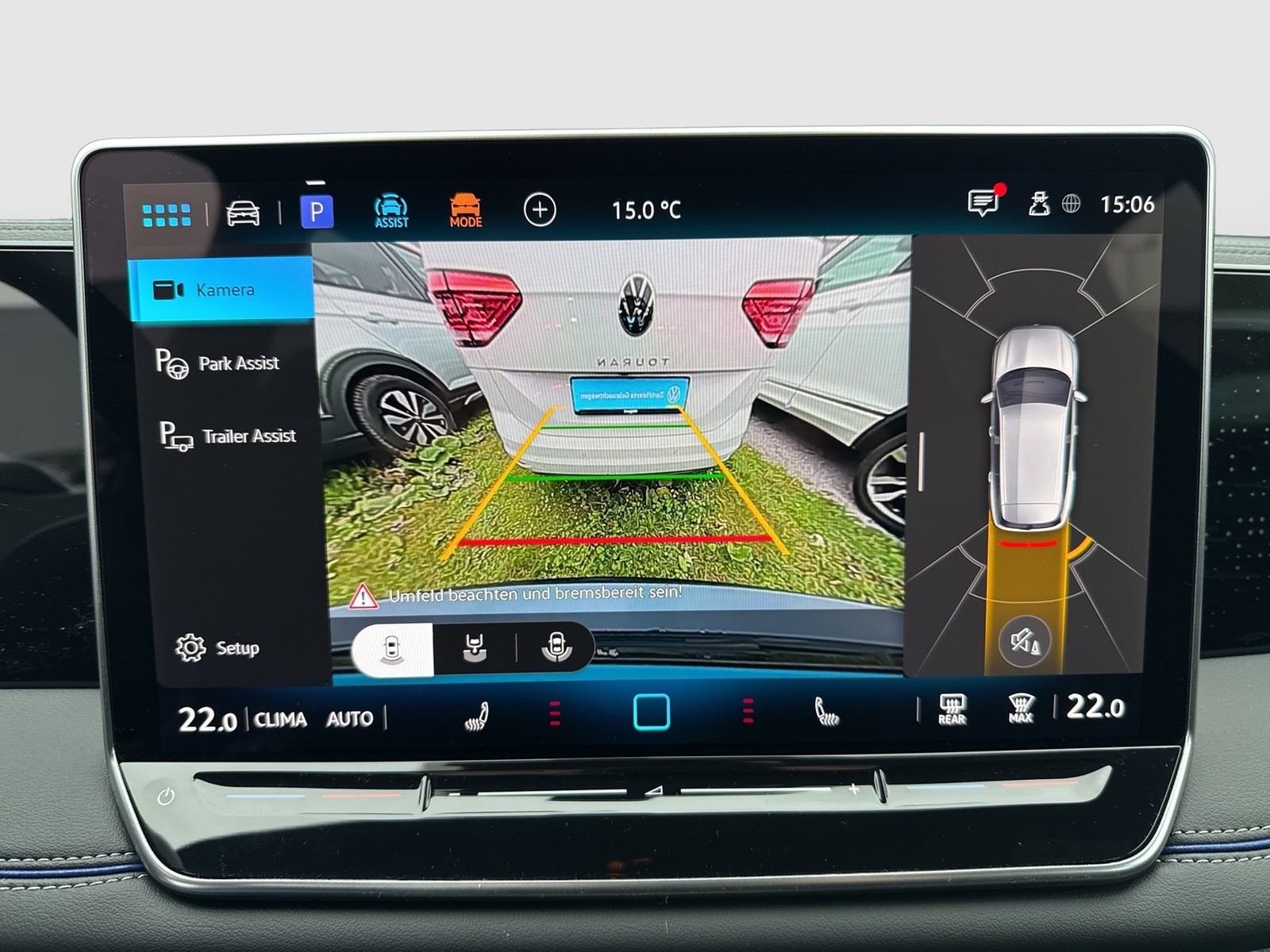 Volkswagen Tiguan 2.0 R-LINE NEUES MODELL AHK CAM ACC LM19