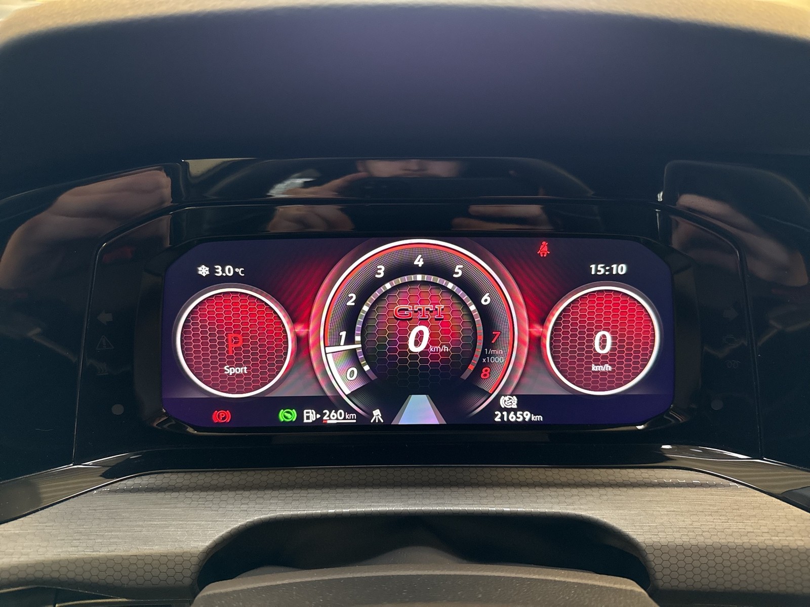 Volkswagen Golf 2.0 GTI CAM HEAD-UP ACC ALU18" CARPLAY