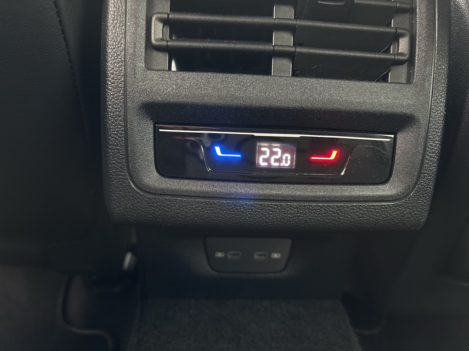 Volkswagen Golf VIII 2.0 GOAL FACELIFT AHK CAM ACC LED+ NAVI