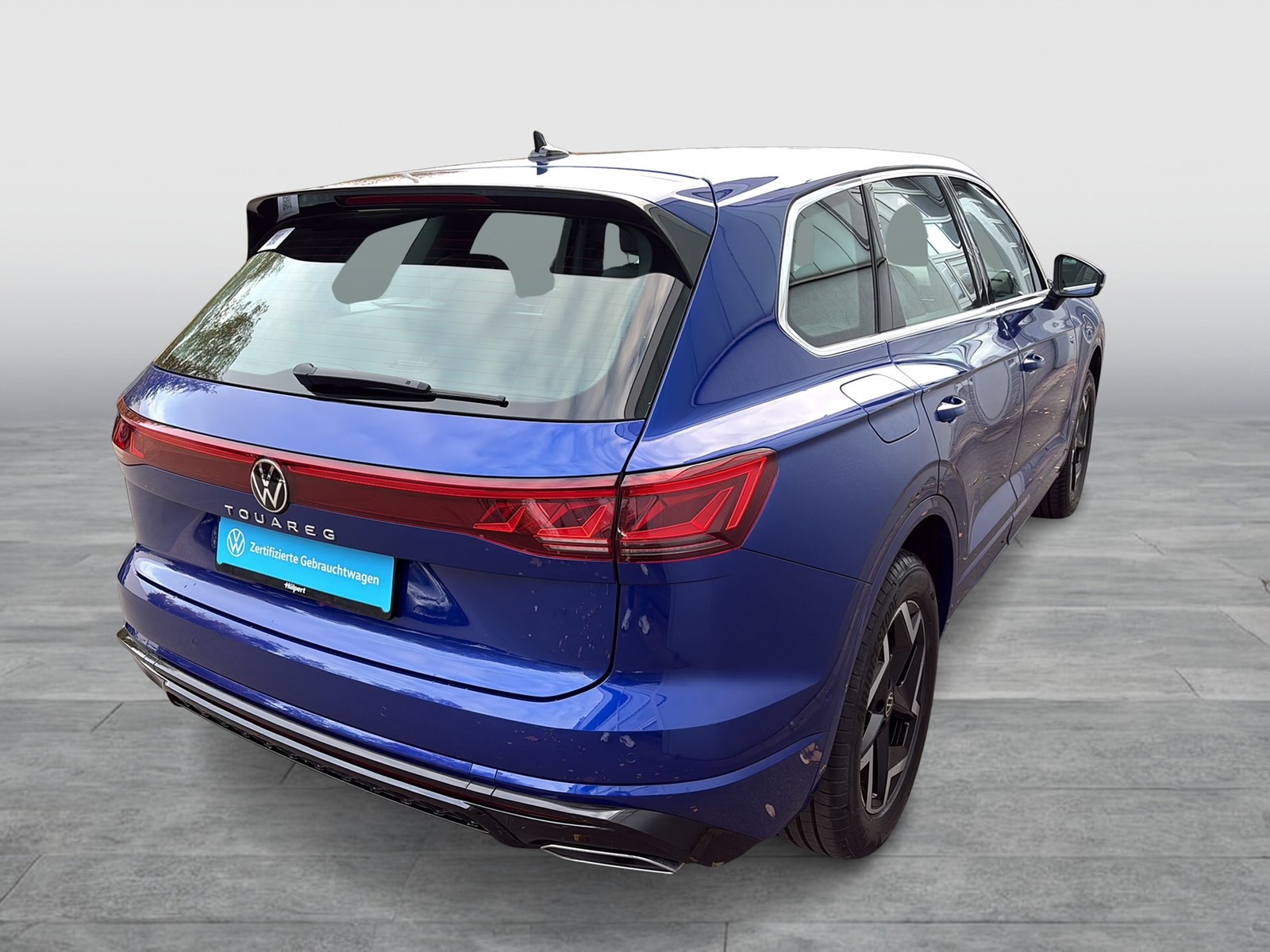 Volkswagen Touareg V6 R-LINE NEUES MODELL AHK CAM ACC LM19