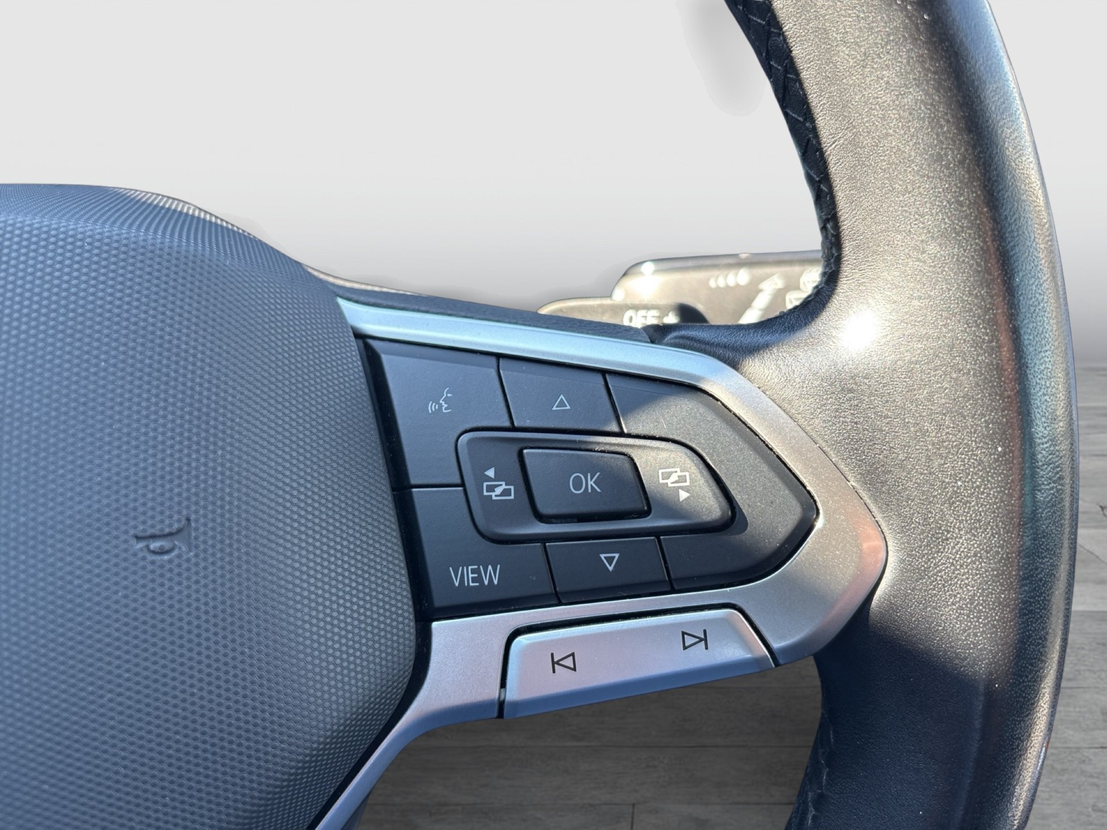 Volkswagen Passat Variant 2.0 CAM ACC NAVI CARPLAY SITZHEIZ