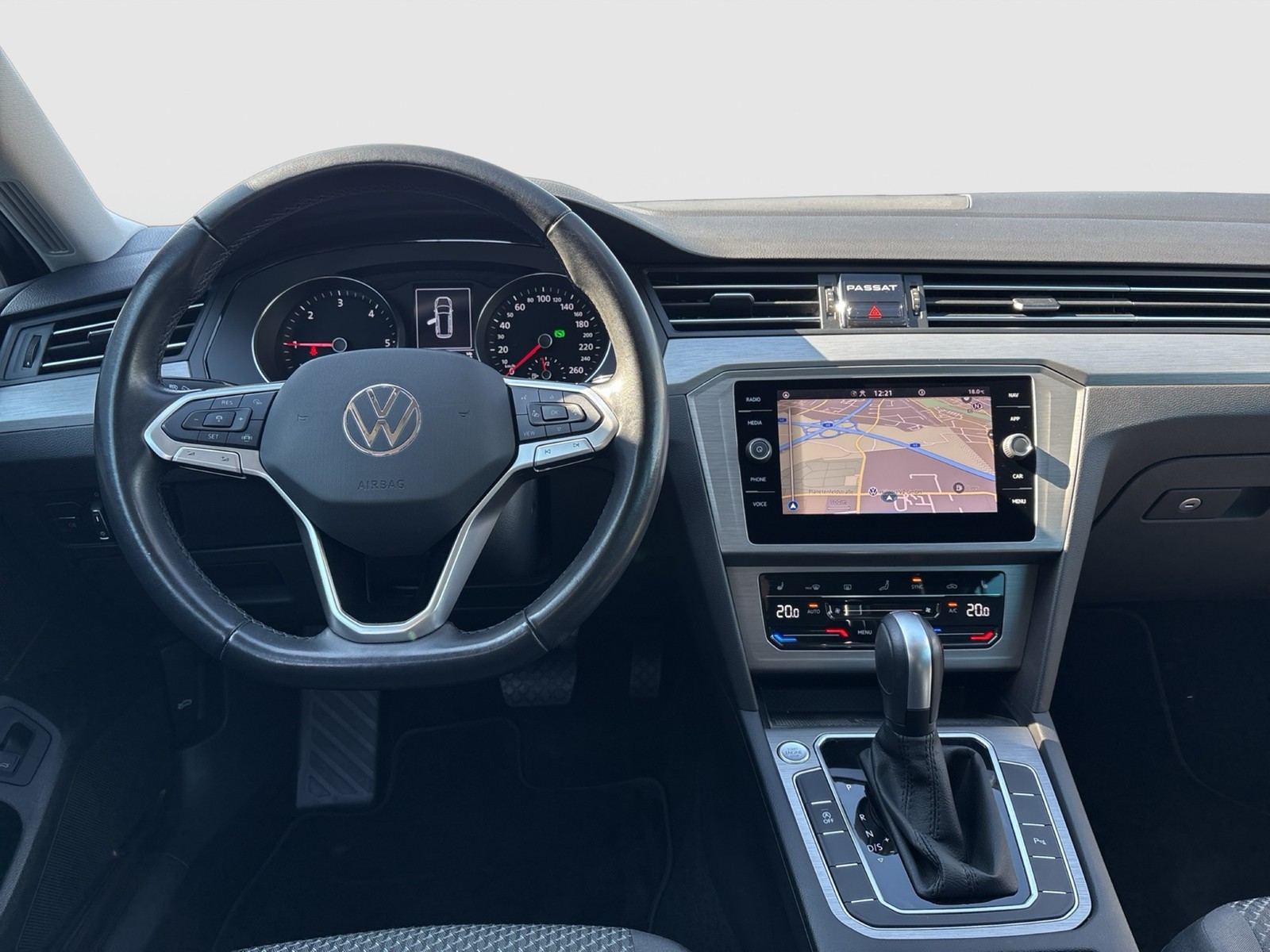 Volkswagen Passat Variant 2.0 CAM ACC NAVI CARPLAY SITZHEIZ