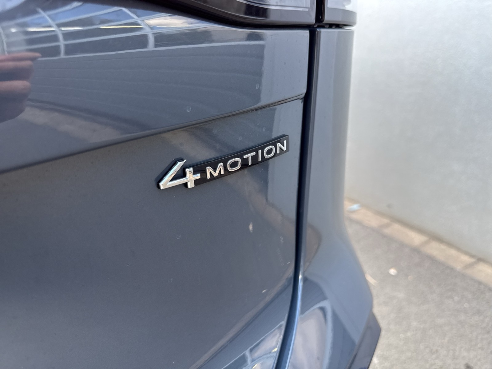 Volkswagen Tayron 2.0 R-LINE 4X4 7SITZE STANDHZ 360CAM LM20