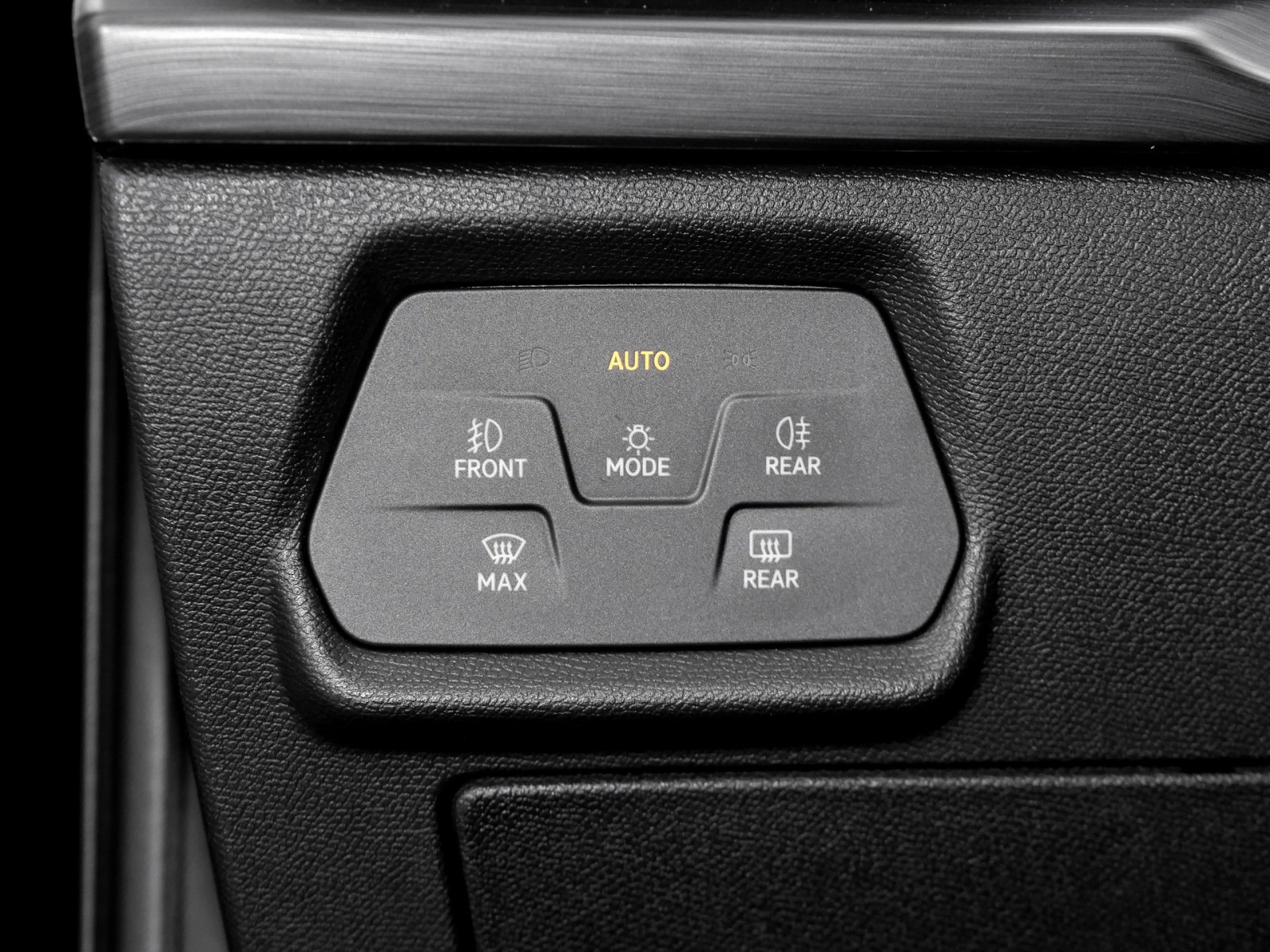 Cupra Leon ST 2.0 CAM ACC LM18 E-KLAPPE AHK-VORB. NAVI