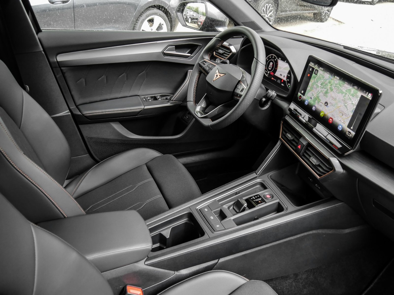 Cupra Leon ST 2.0 CAM ACC LM18 E-KLAPPE AHK-VORB. NAVI