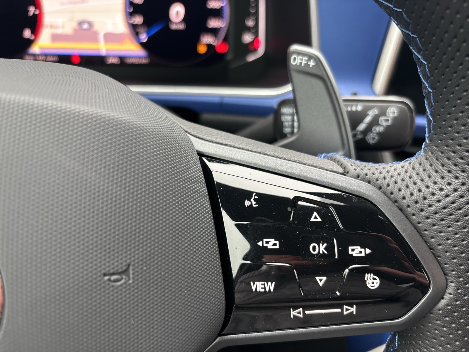 Volkswagen T-Roc 2.0 R 4X4 BEATS AHK CAM ACC LM19 NAVI