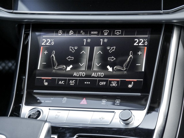 Audi Q8 55 Qu. AHK CAM ACC ALU21 HEADUP eKLAPPE