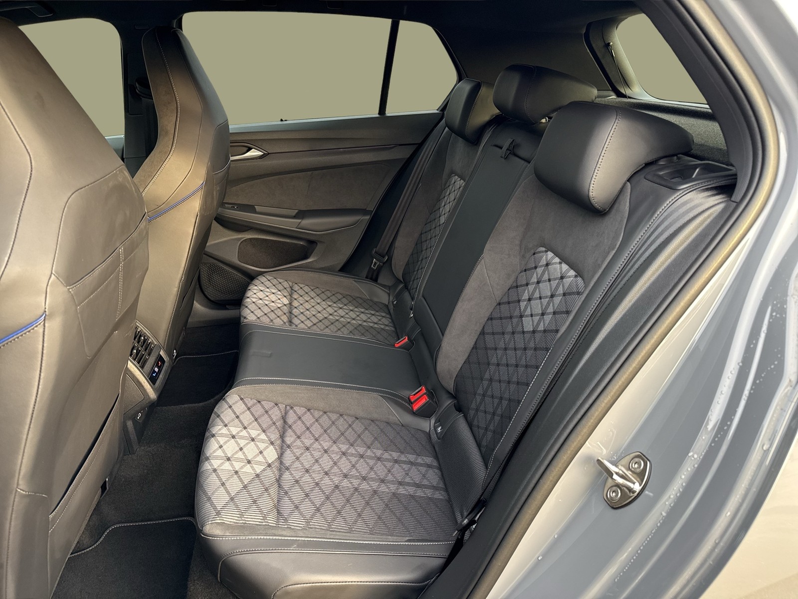 Volkswagen Golf VIII 1.5 R-LINE BLACKSTYLE FACELIFT CAM ACC